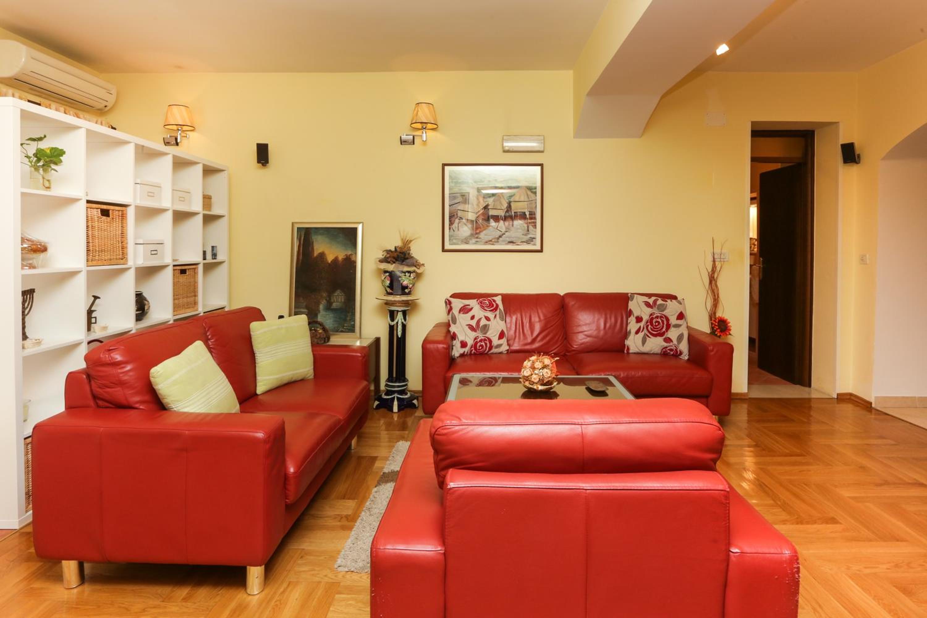 Stone House Apartment