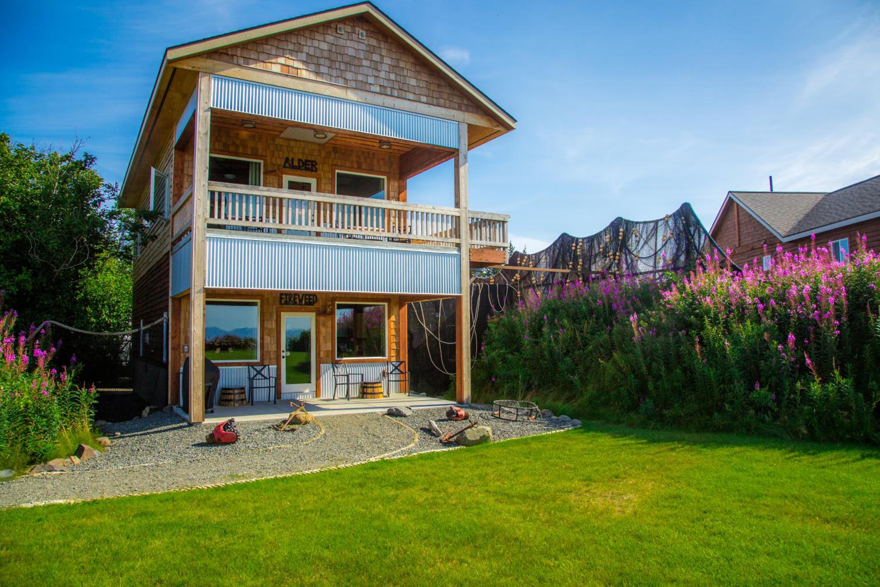 Baycrest Lodge