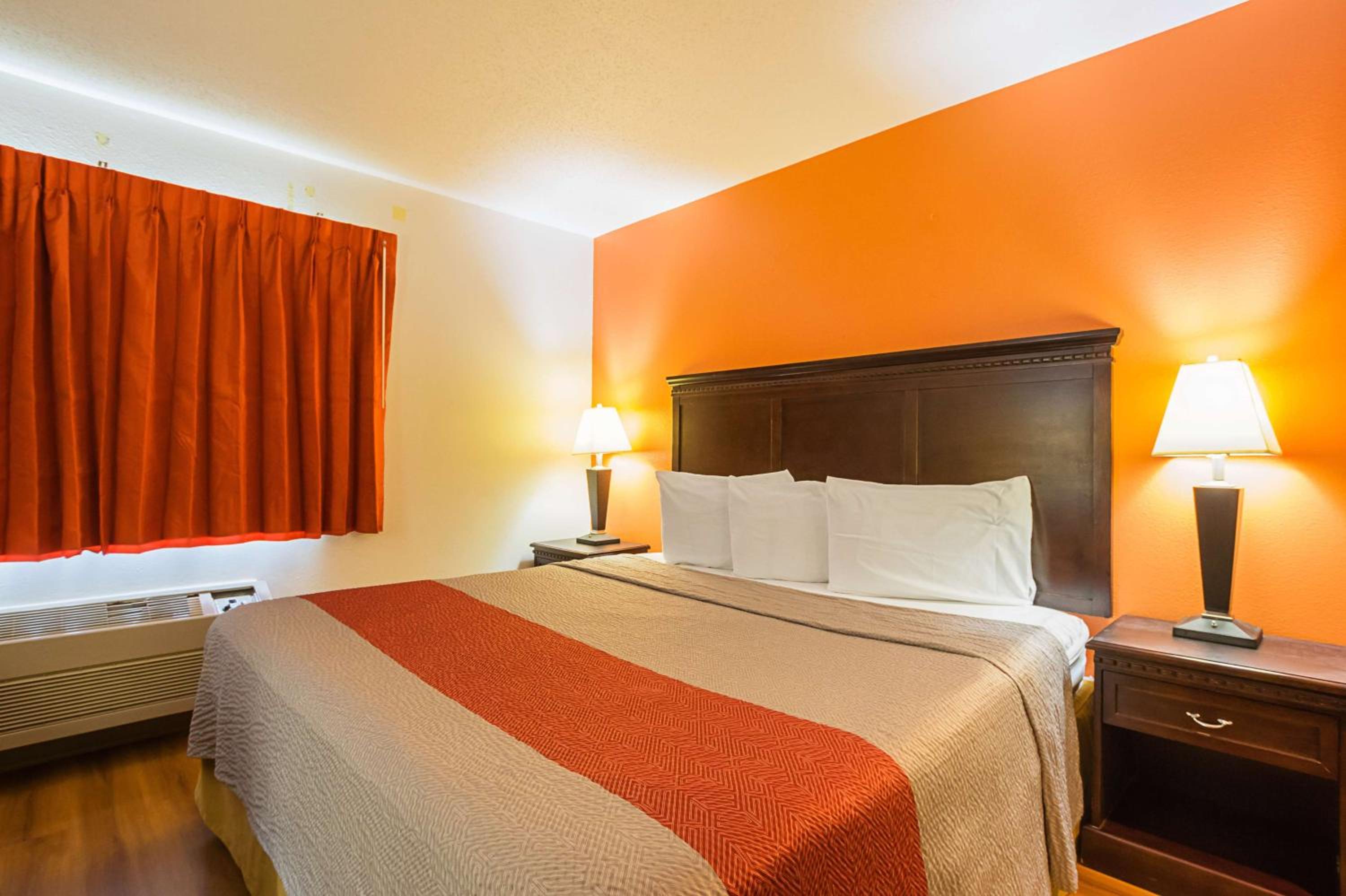 Motel 6-Waterloo, IA - Crossroads Mall - Cedar Falls - Property Image 19