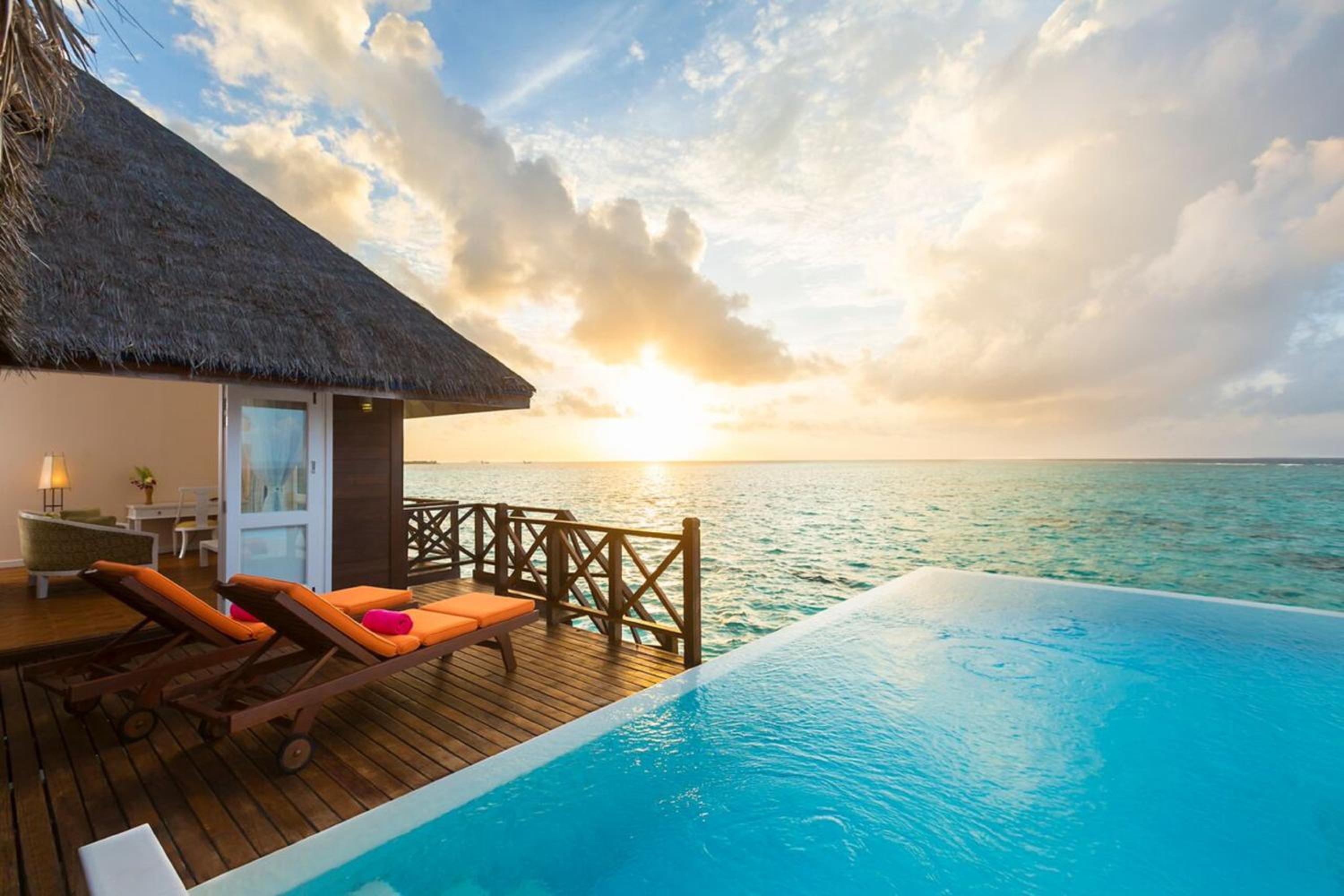Sun Siyam Vilu Reef - 24 Hours All-Inclusive Dine-Around with Complimentary Return Trip view 3