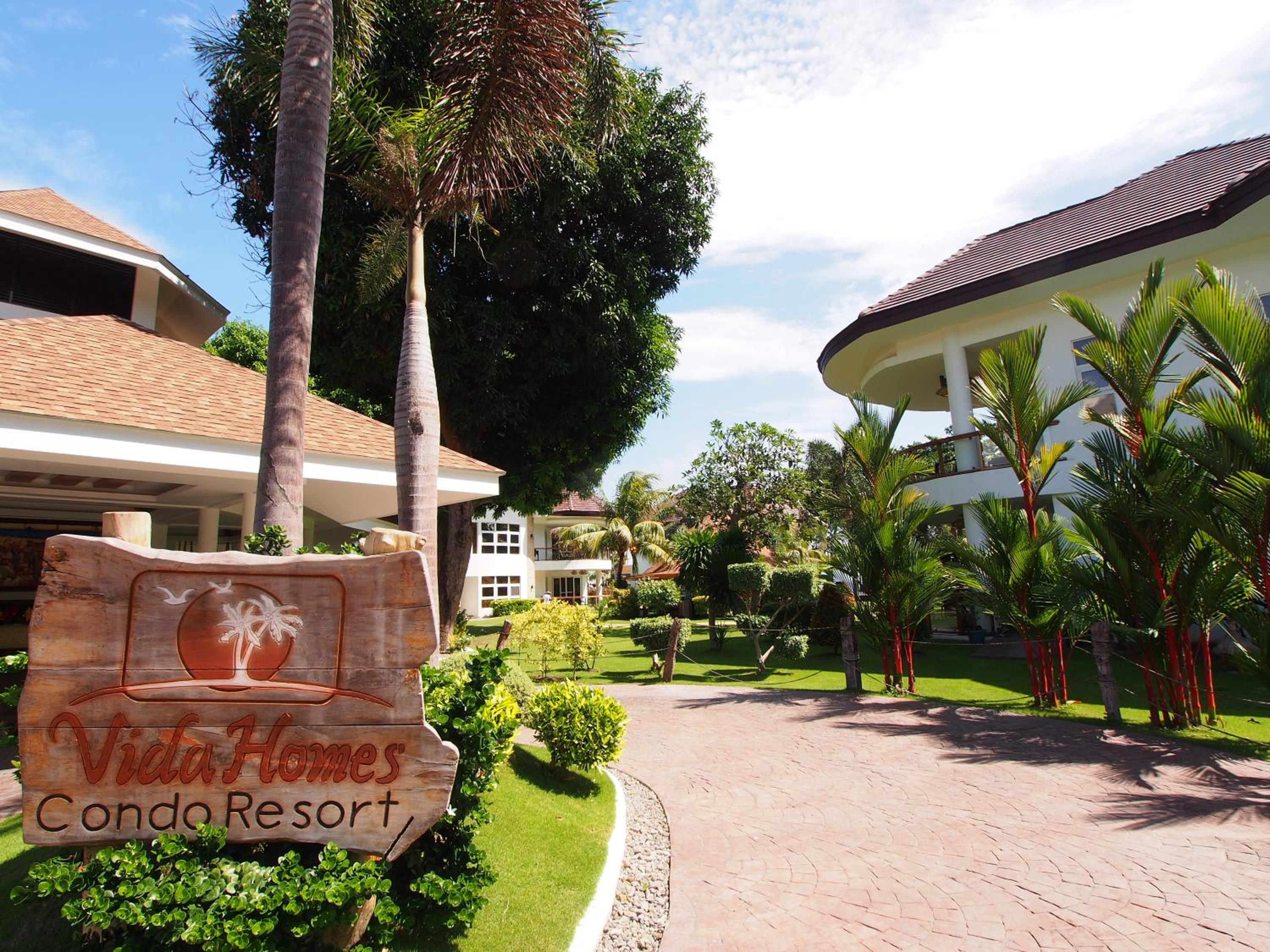 Vida Homes Condo Resort