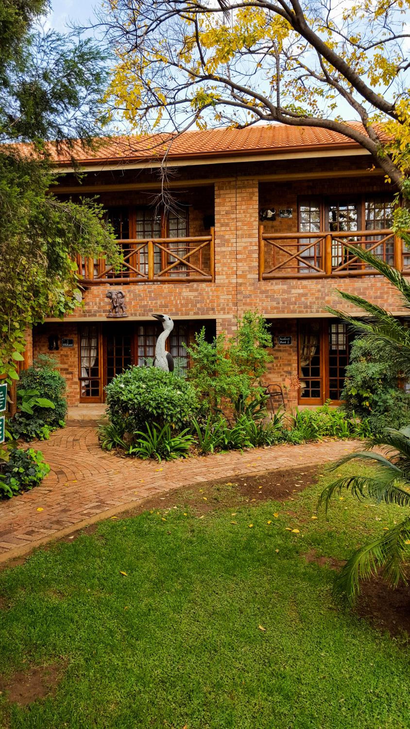 Aark Guest Lodge