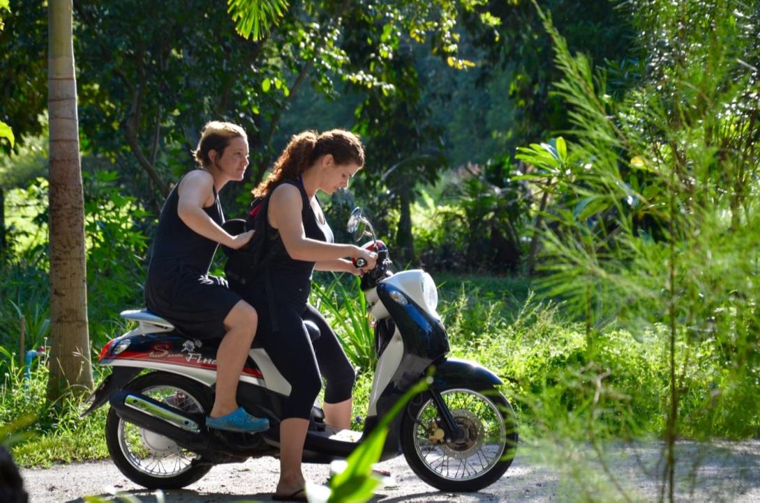 บ้านสนมณีโฮมสเตย์ Bansonmanee Homestay