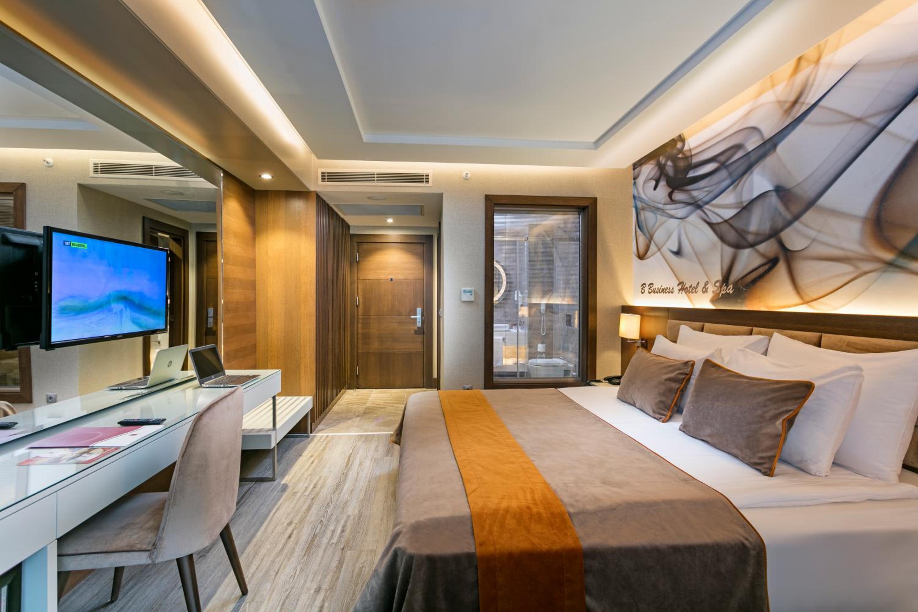 B Business Hotel & Spa - Image 13