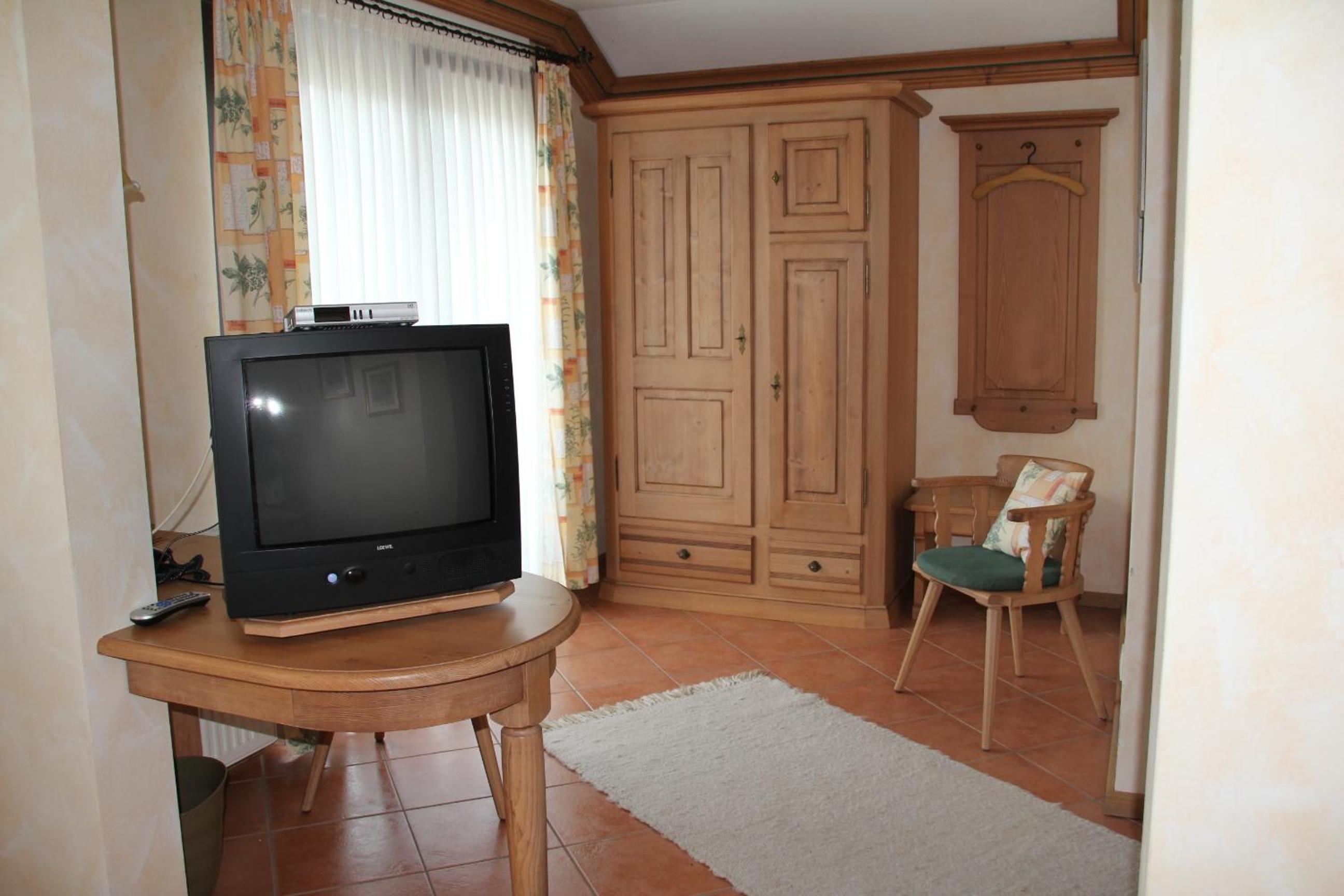 Jagdhotel Sudetenhof - Property Image 3