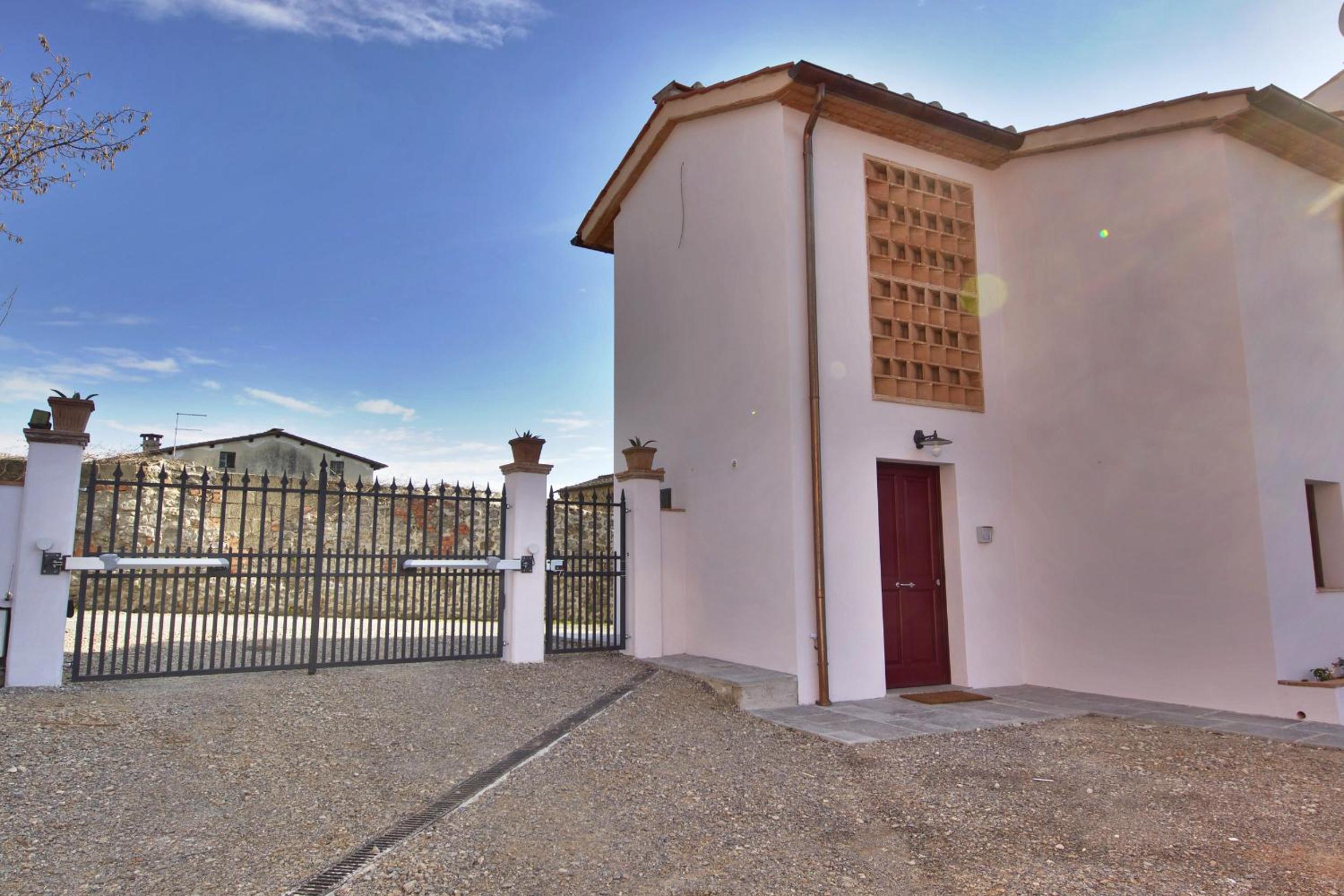 La Mirolla view 3