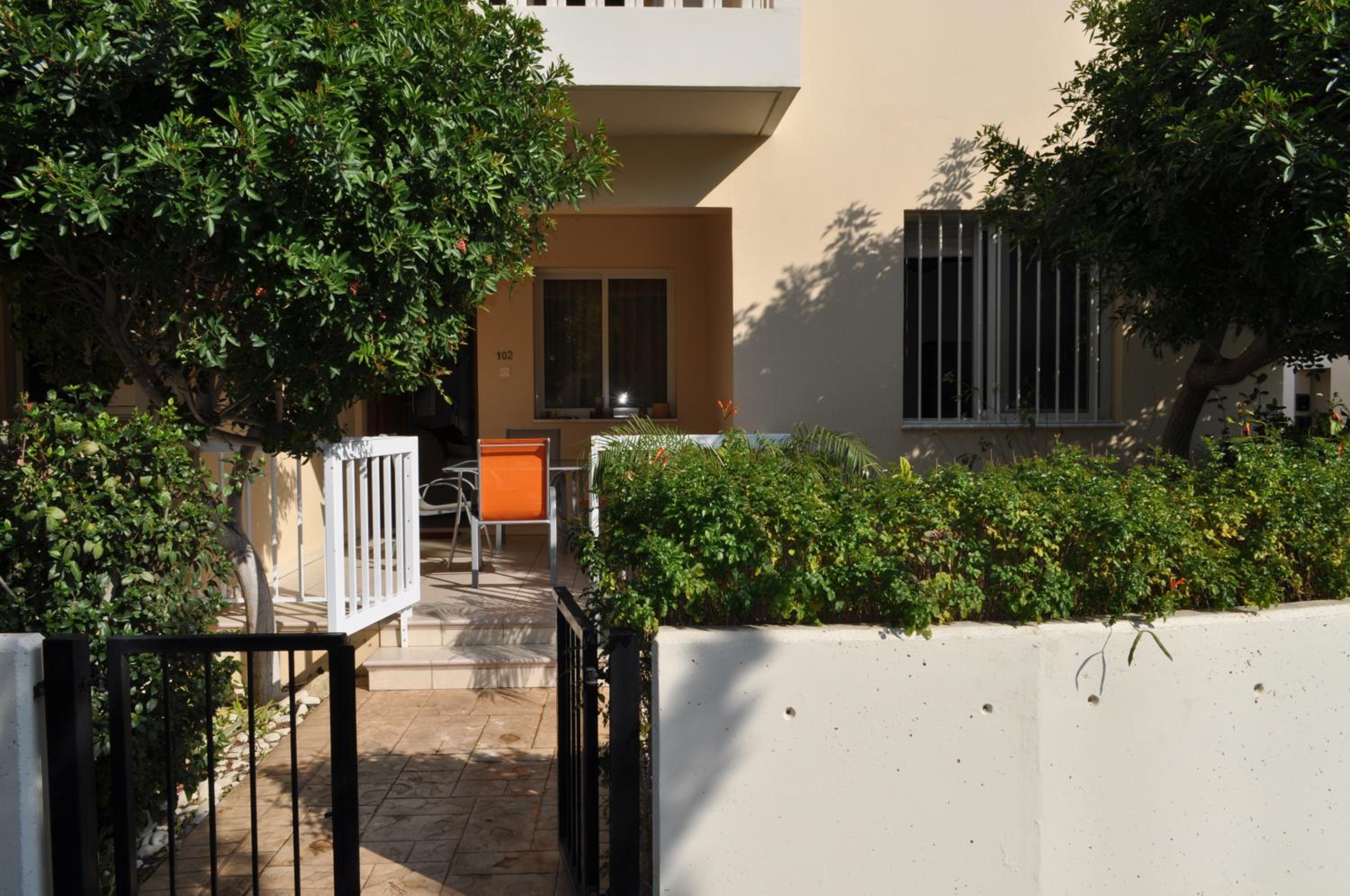 Sunset Garden Villa view 4