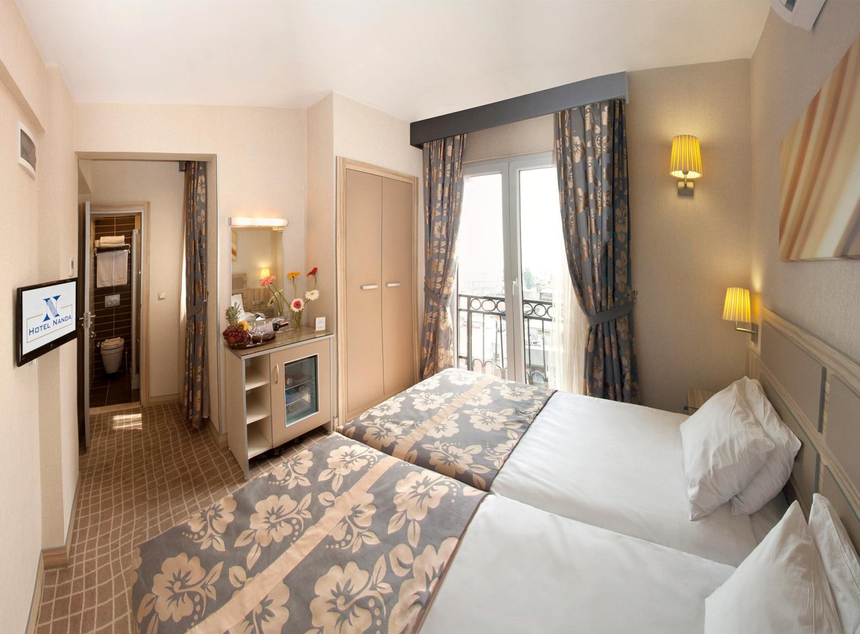 Nanda Hotel - Image 27