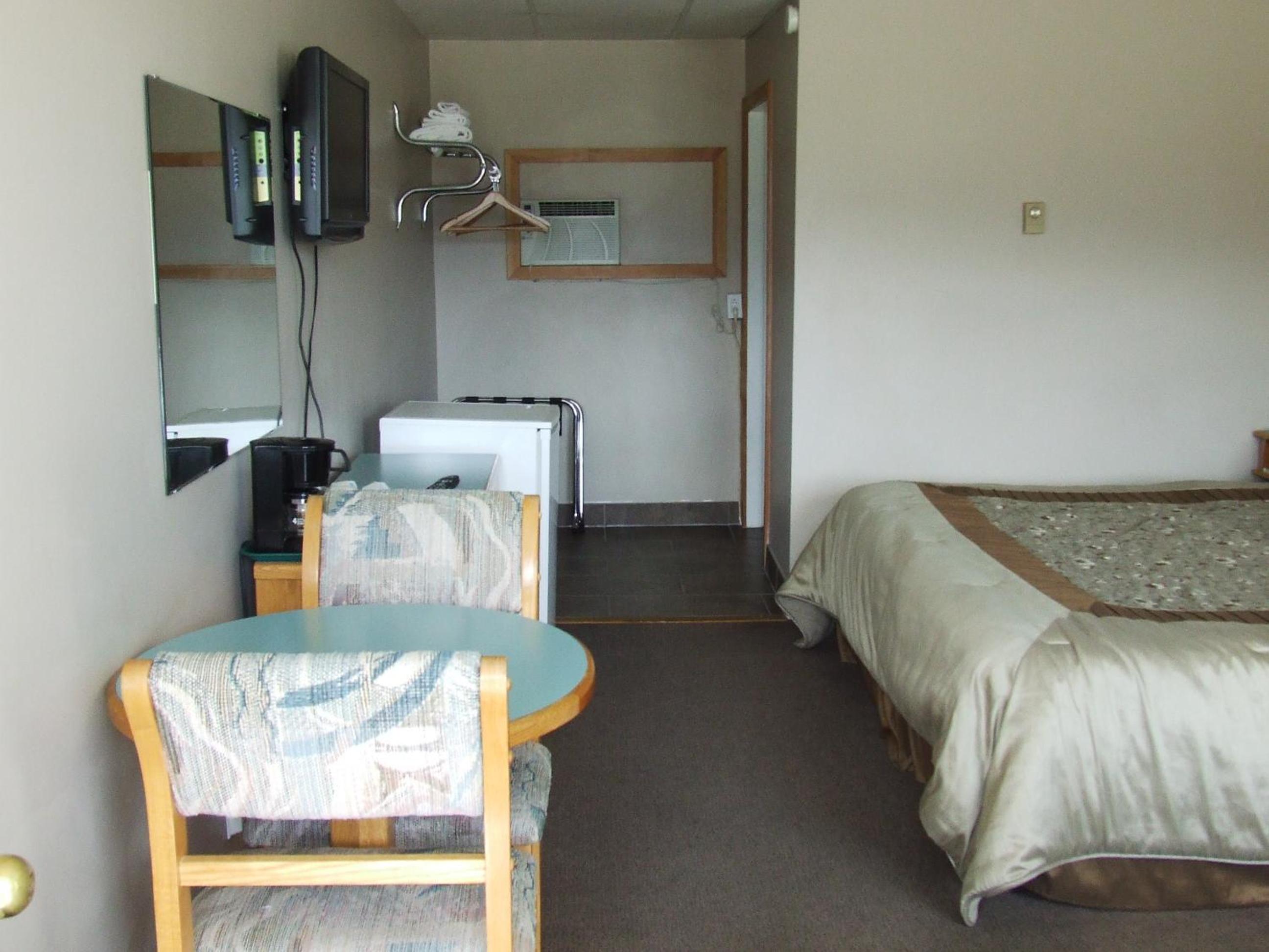 Golden Vacations - Ponderosa Motor Inn - Property Image 45