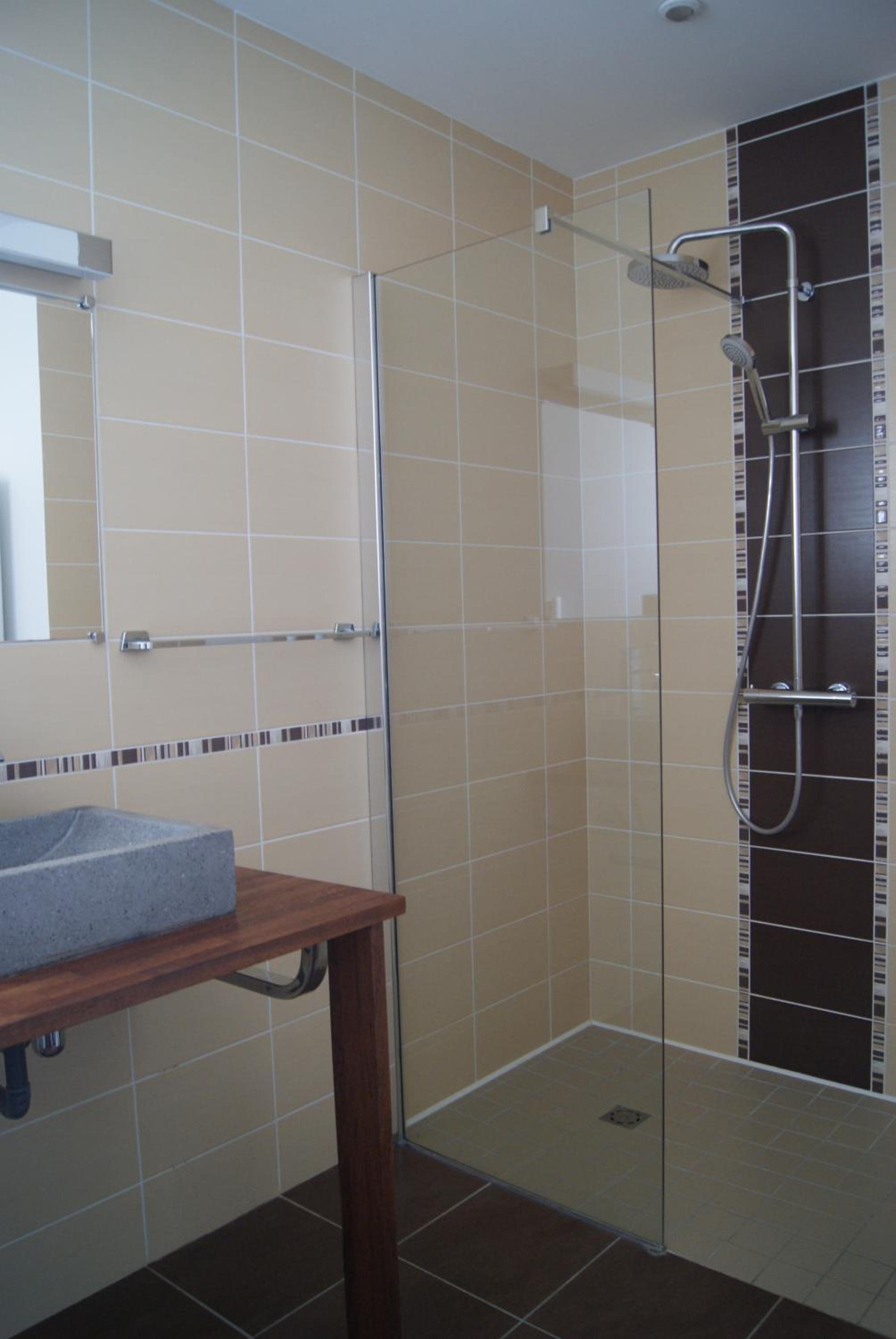 Photo 46