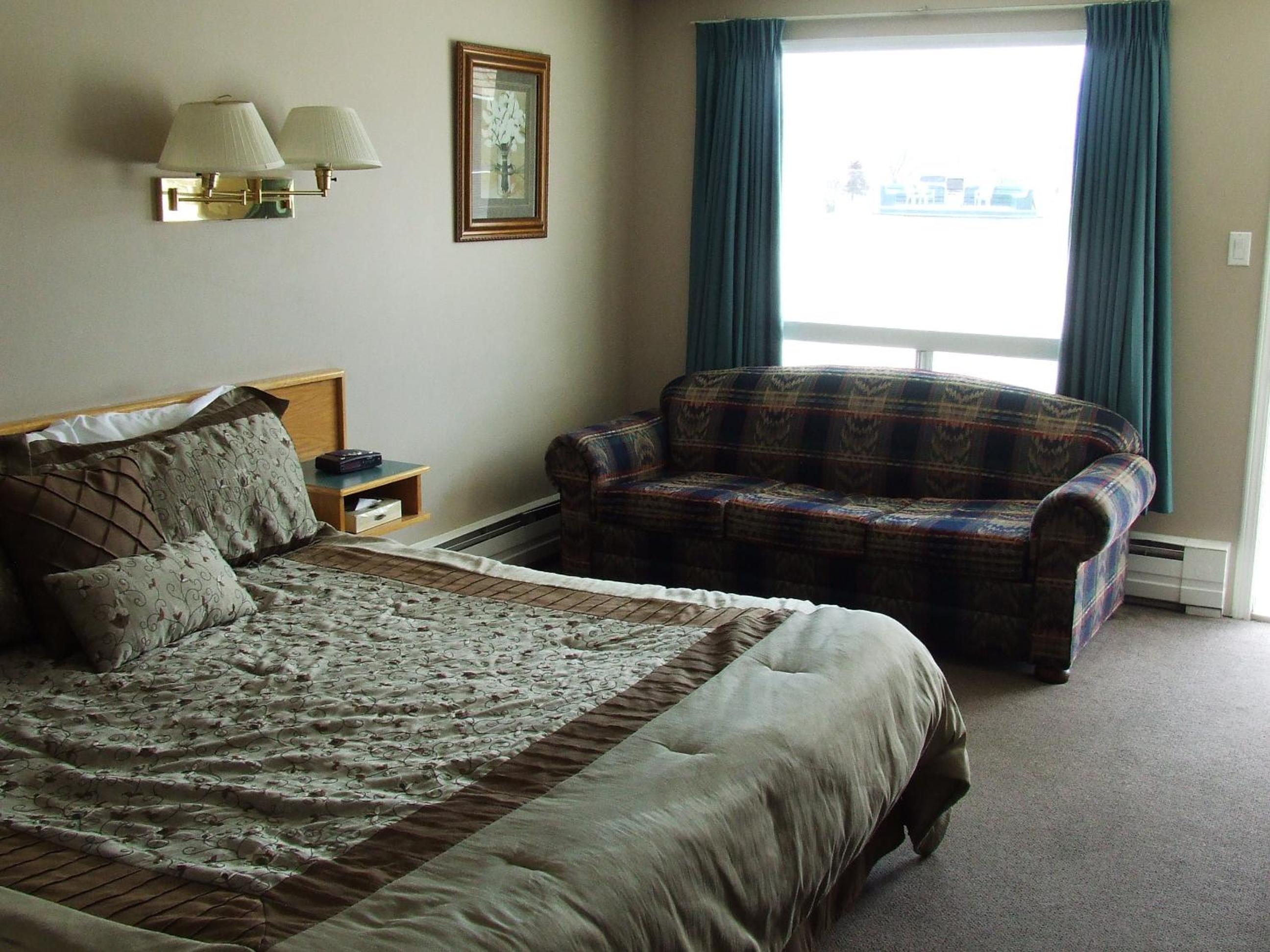 Golden Vacations - Ponderosa Motor Inn - Property Image 40