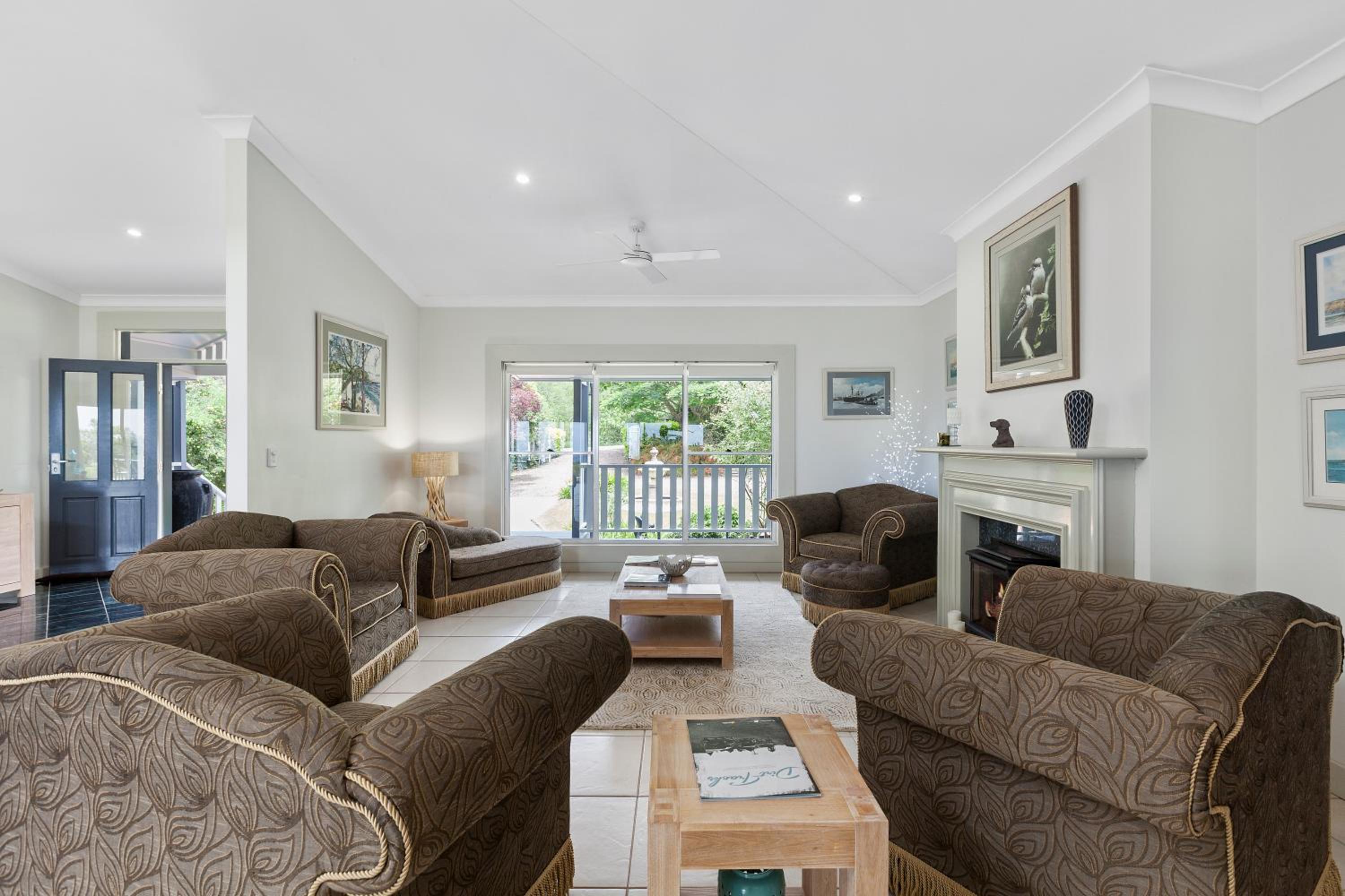 The Country House at Hunchy Montville