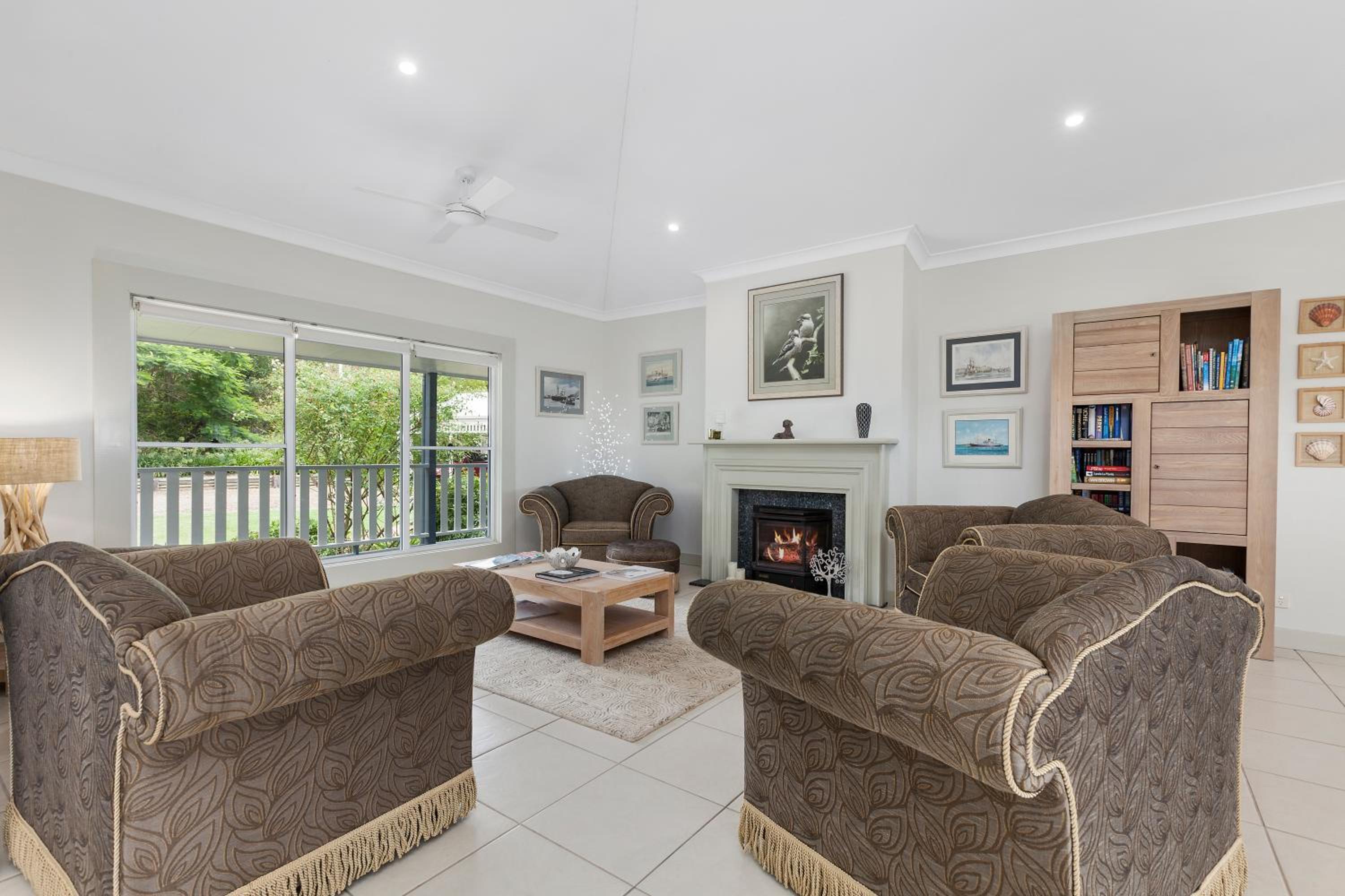 The Country House at Hunchy Montville