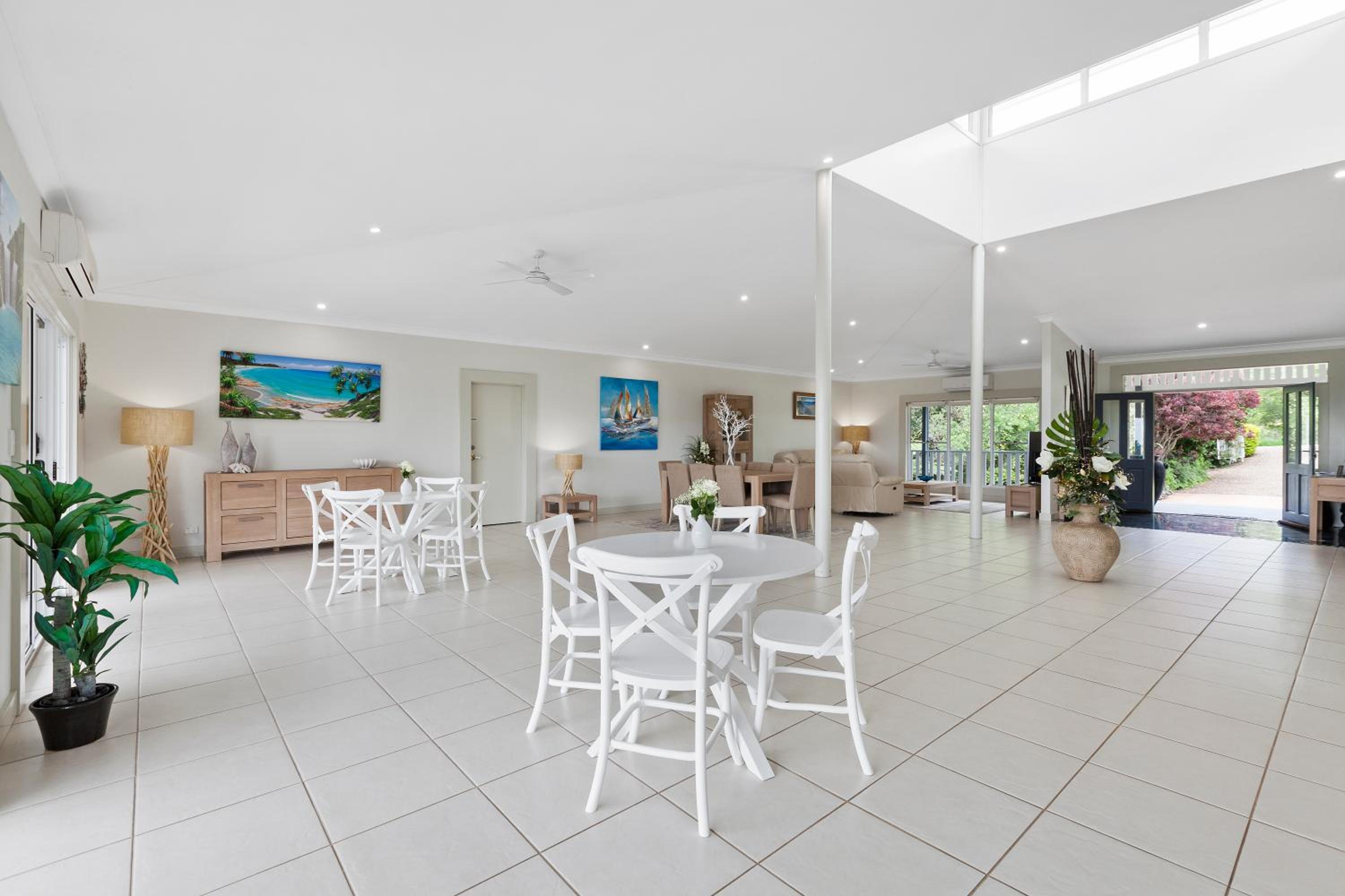 The Country House at Hunchy Montville