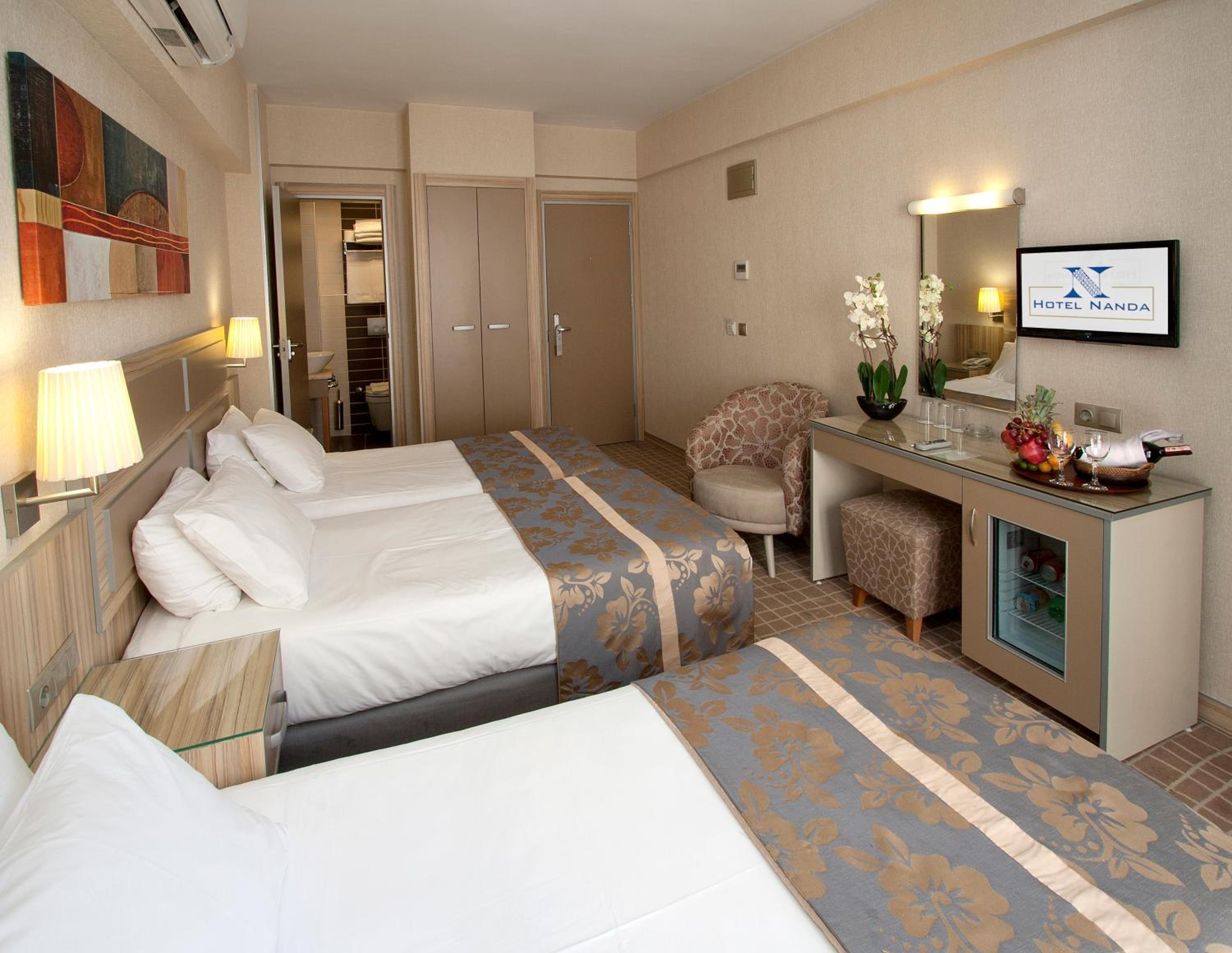 Nanda Hotel - Image 29