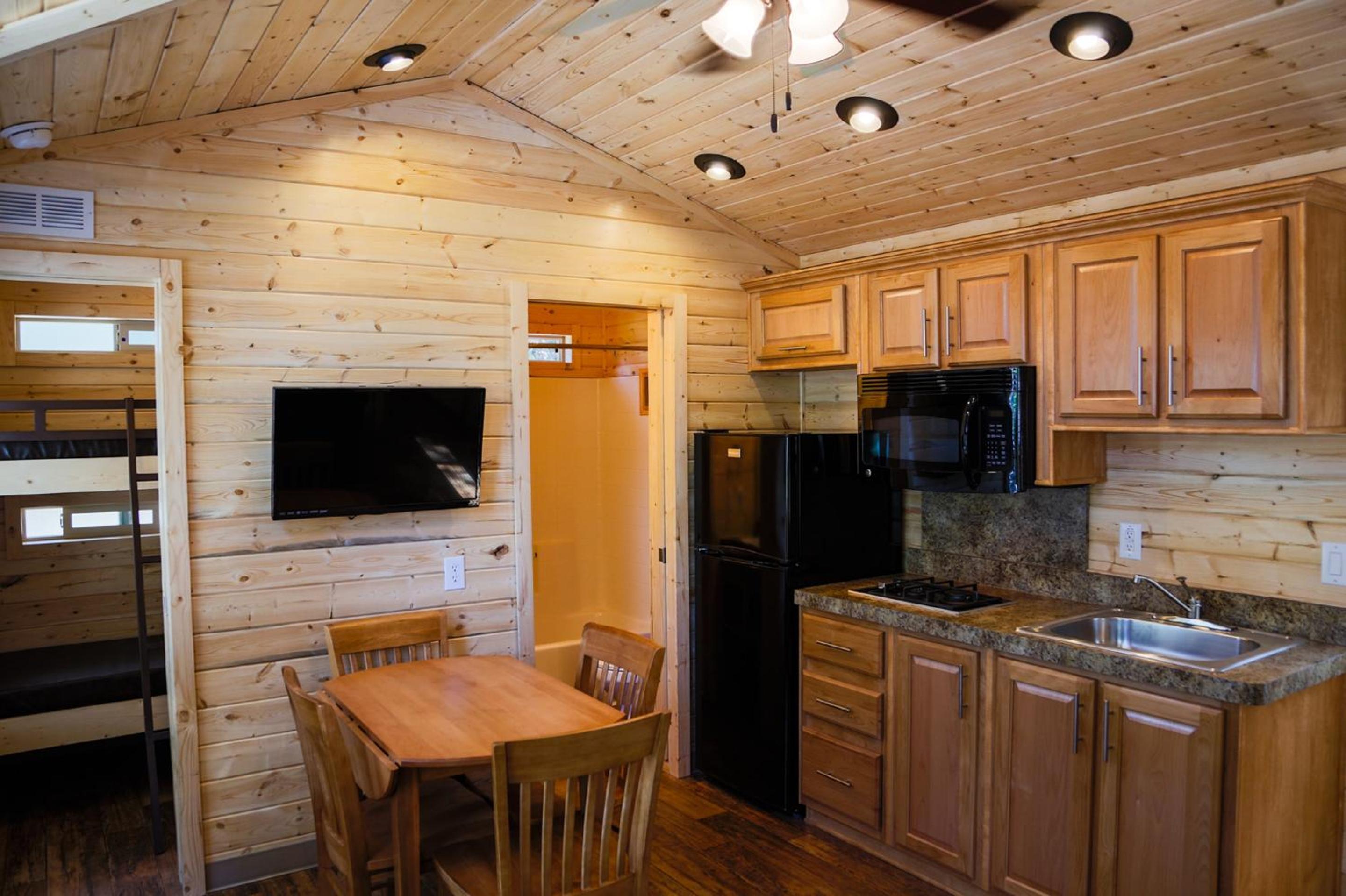Ponderosa Camping Resort One-Bedroom Cabin 4 view 2