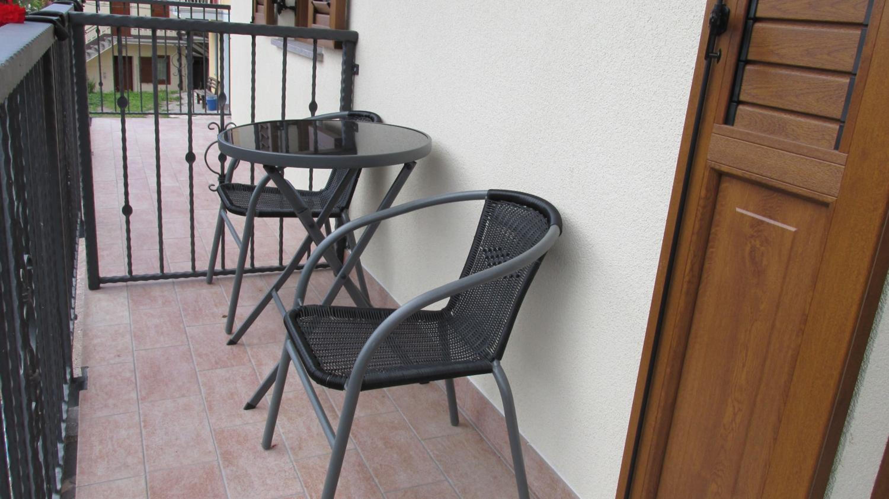 Photo 43