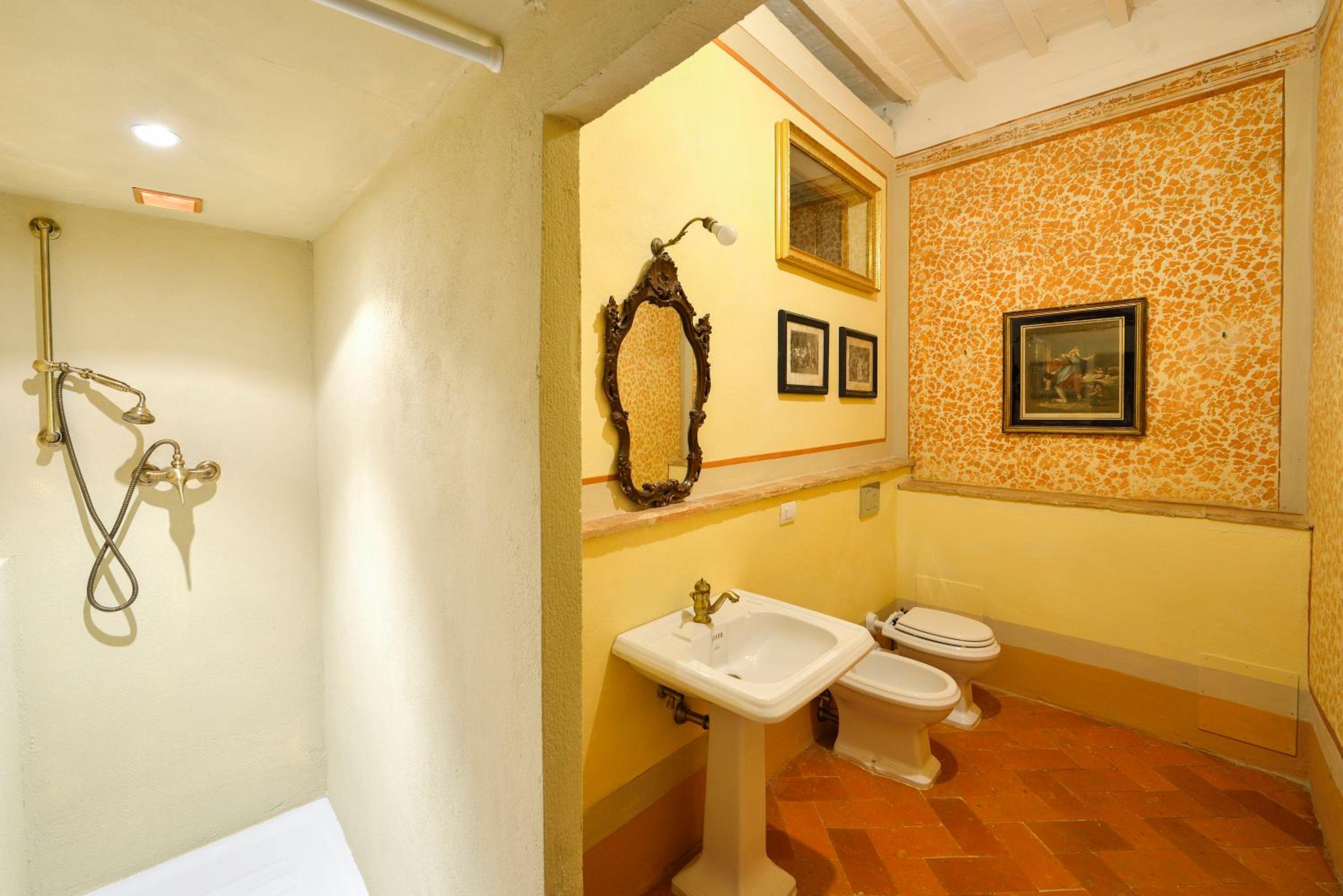 Palazzo Tombesi Trecci view 4