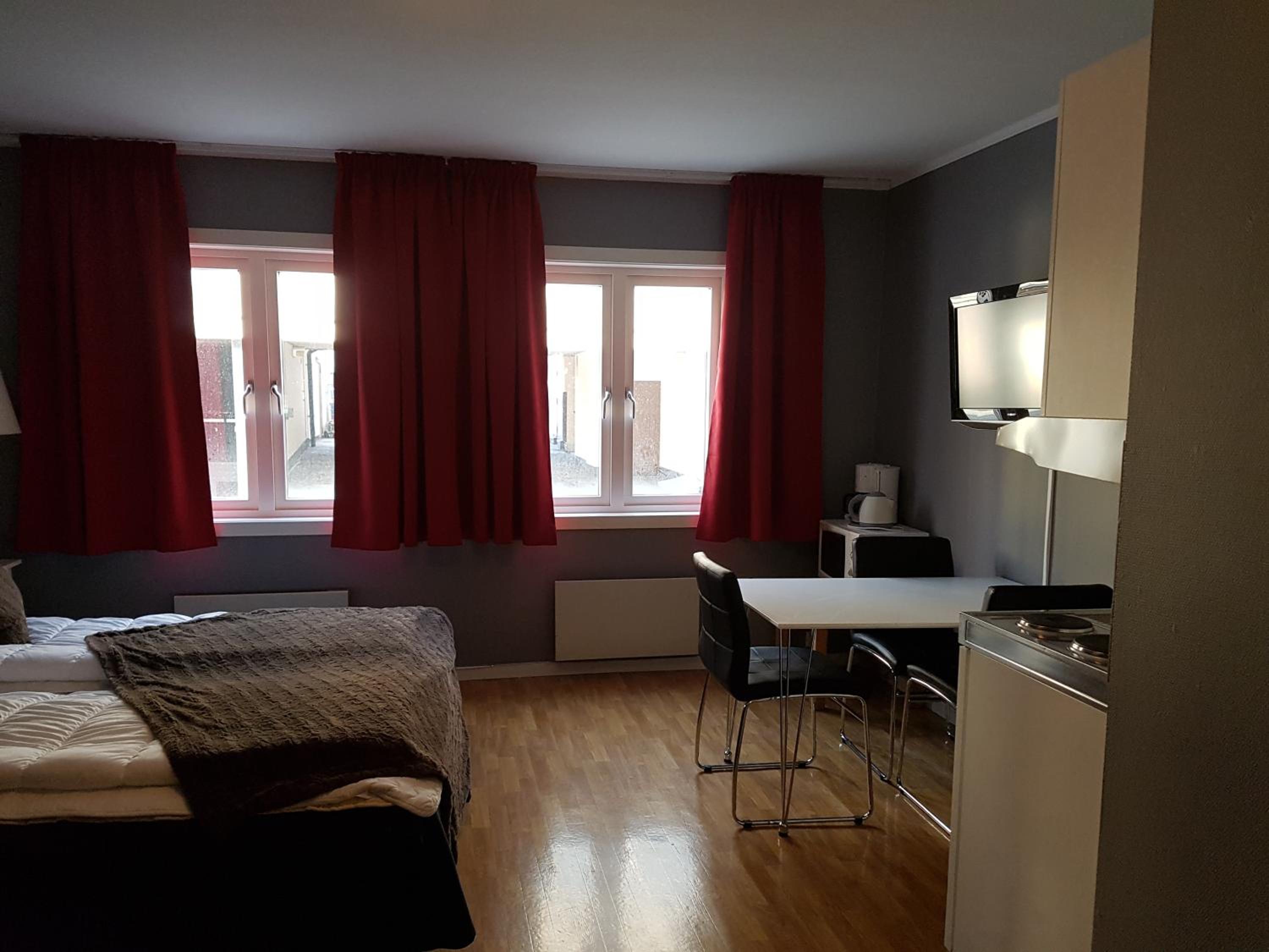 Photo 11