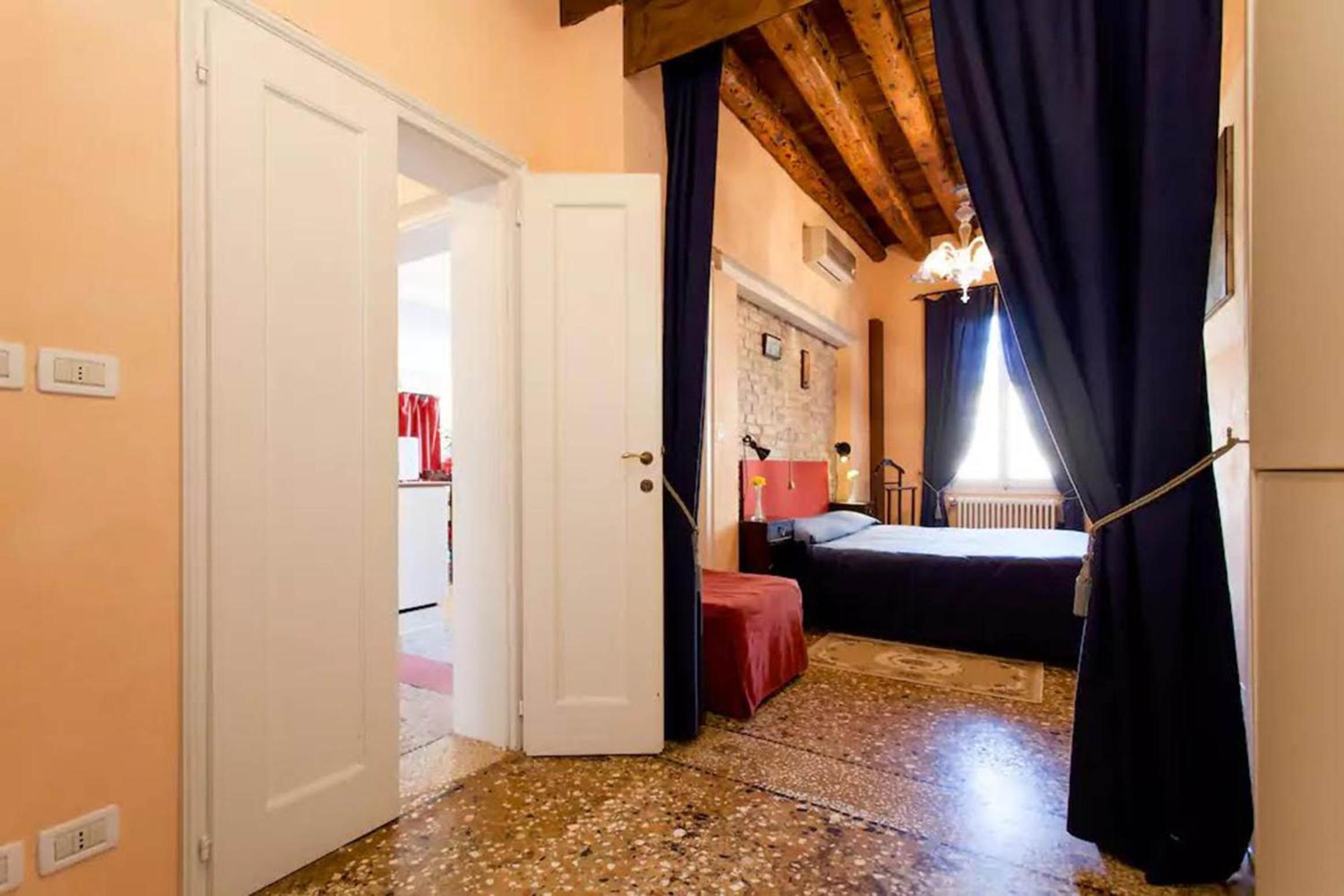 Cà Tornielli apartment