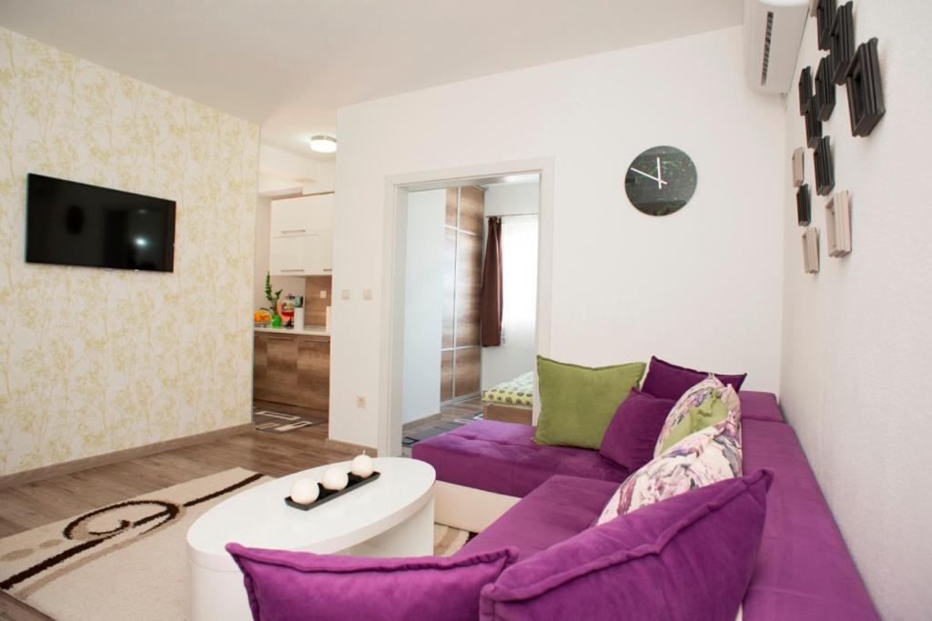 B&T Apartments