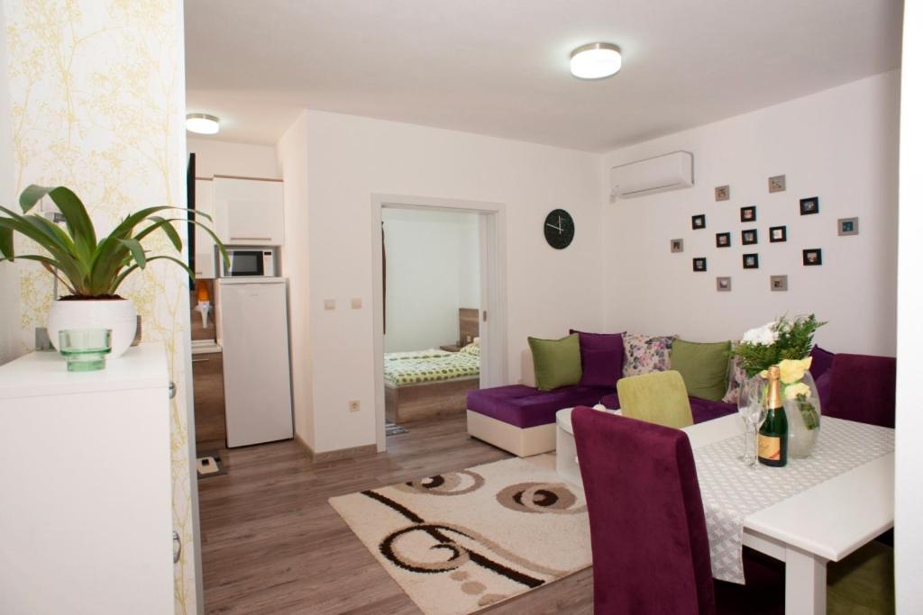 B&T Apartments