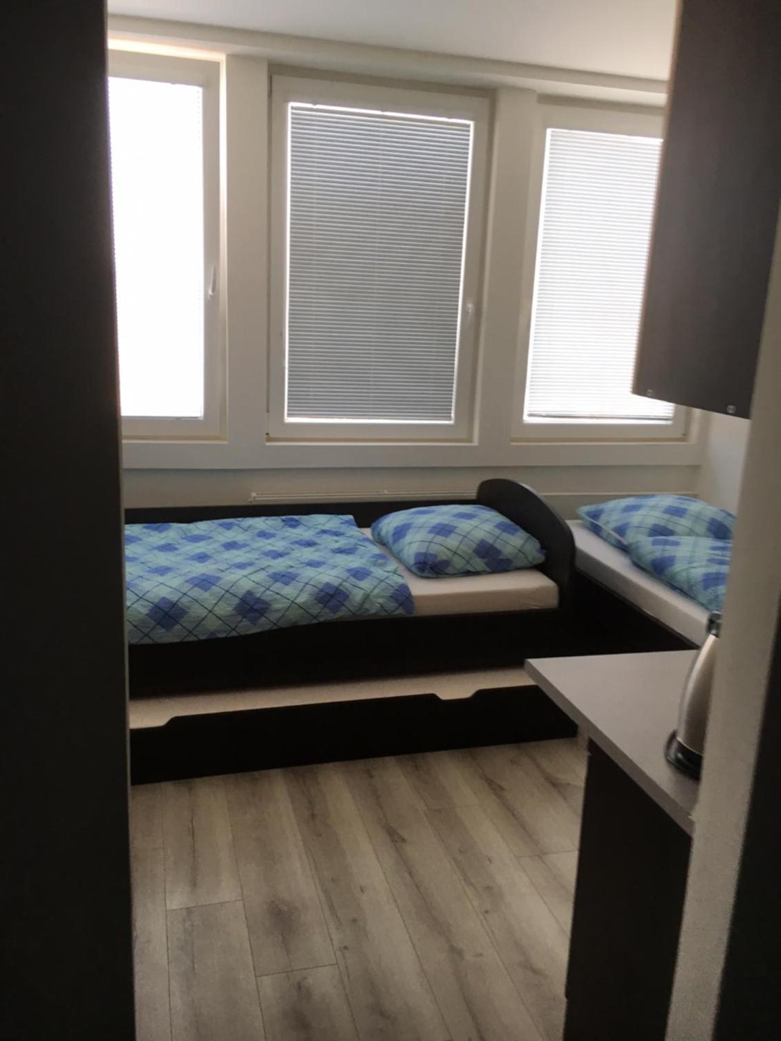Apartman Saris