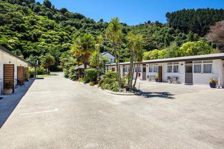 Amber Court Motel
