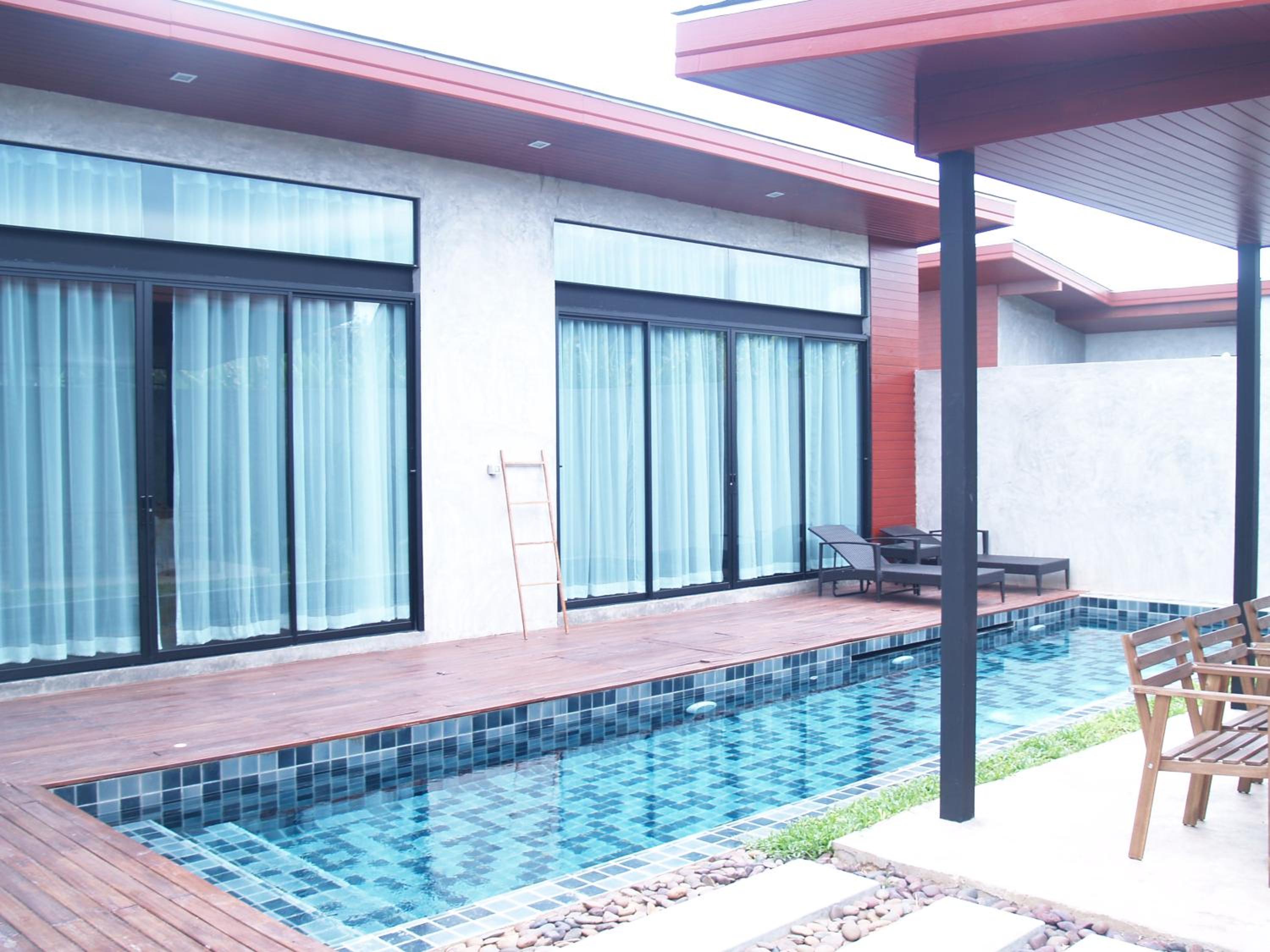 Sunday Sea Two Pool Villa Pattaya