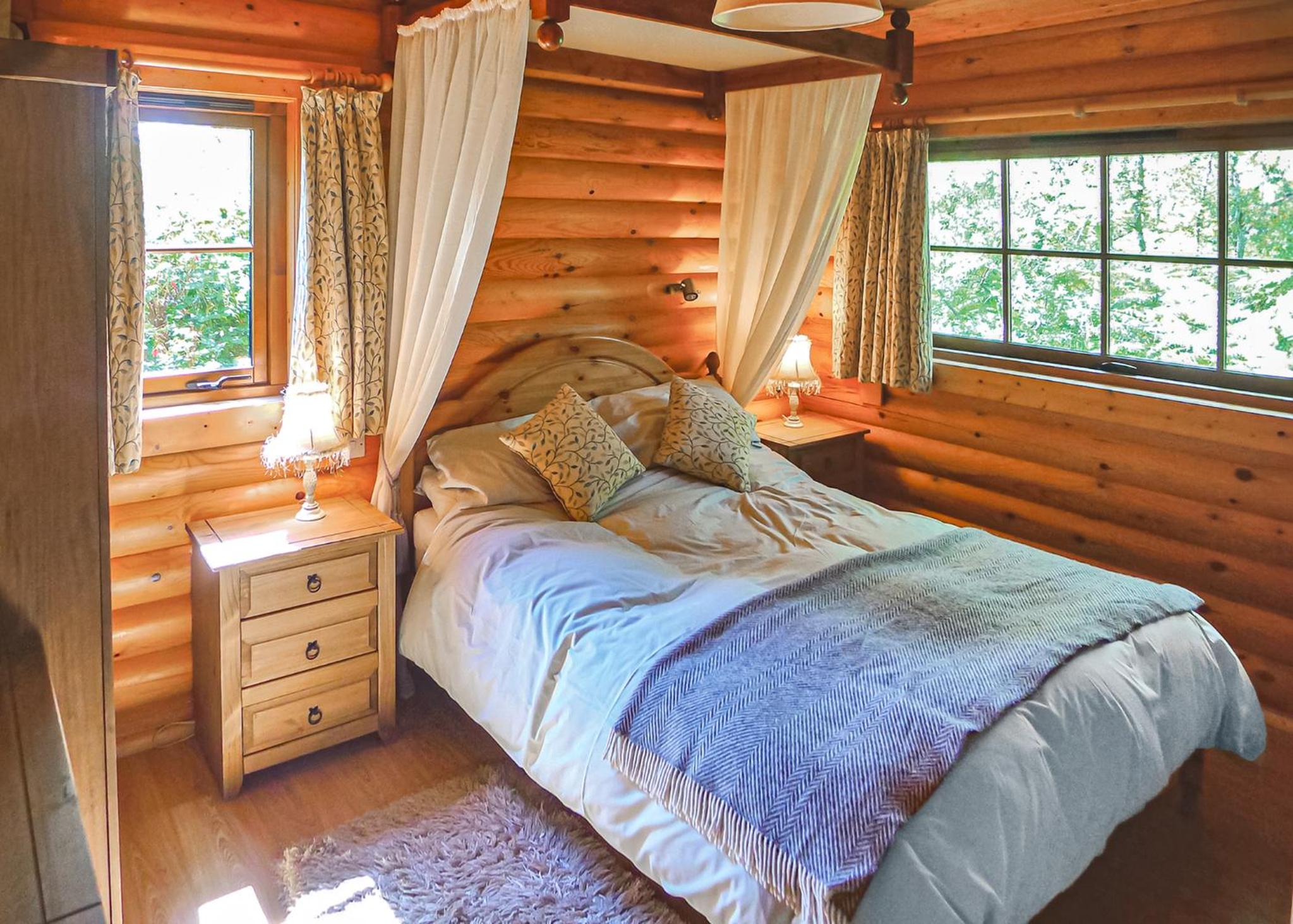Loch Shuna Lodges