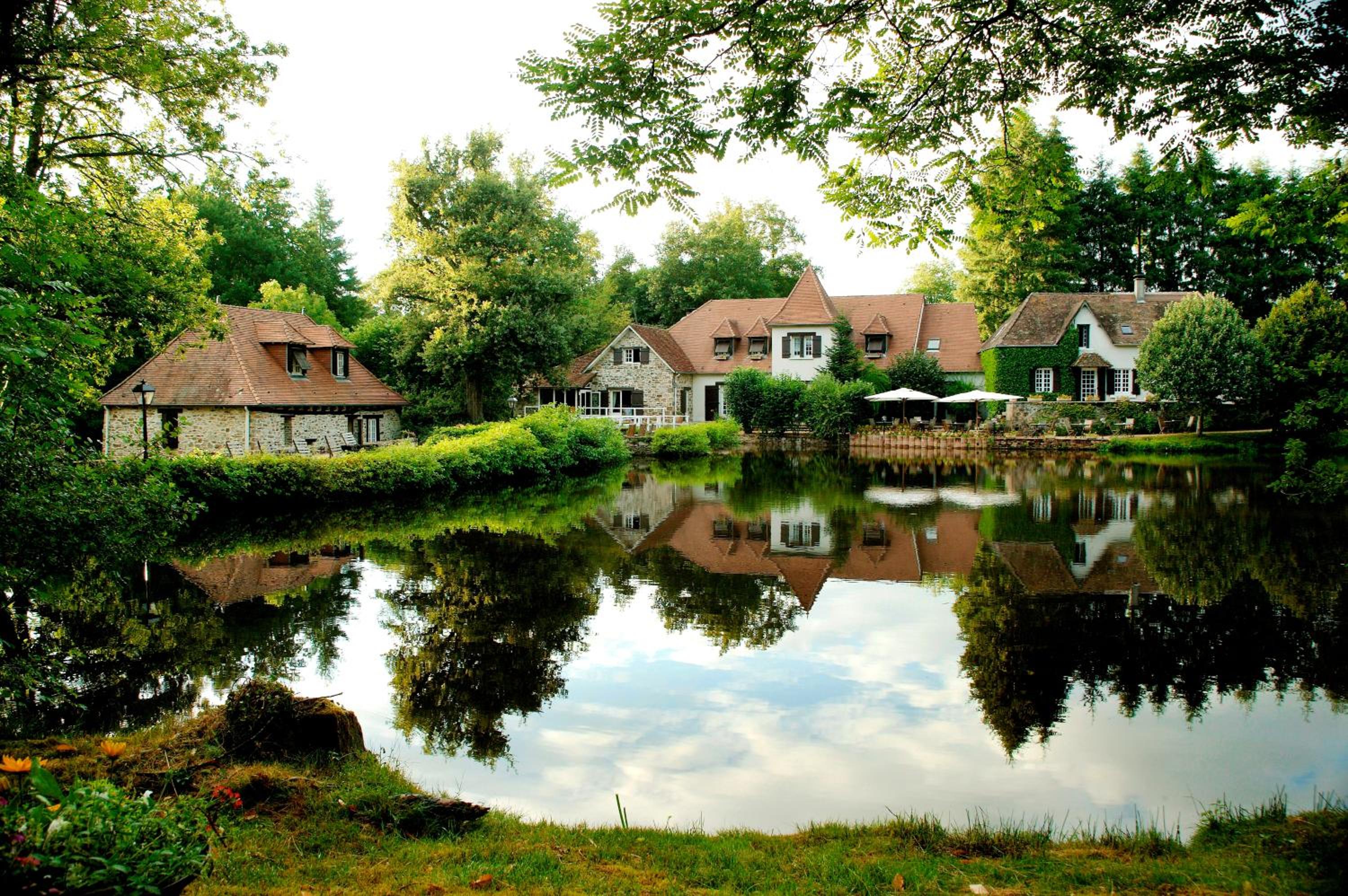 Au Moulin de La Gorce view 2