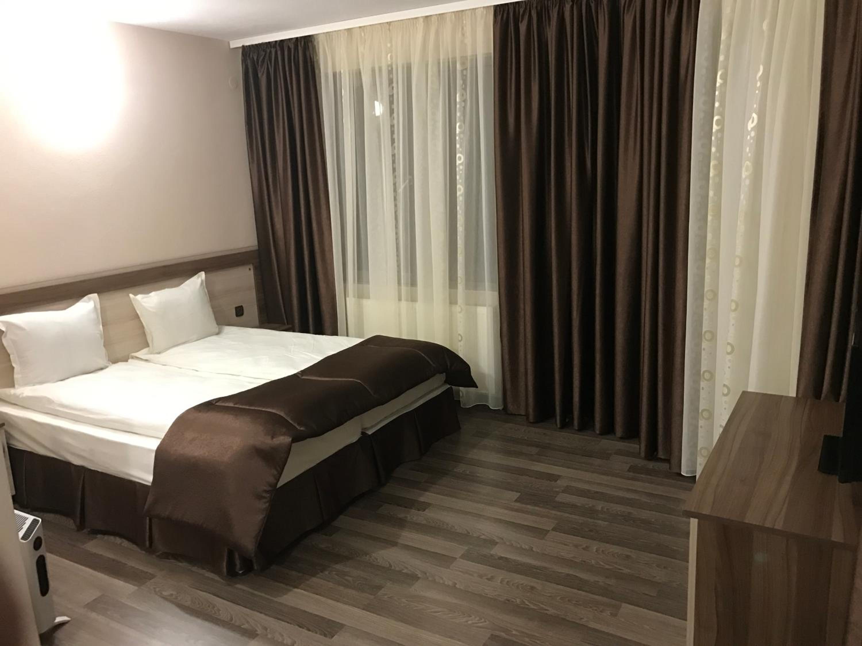Family Hotel Neliya