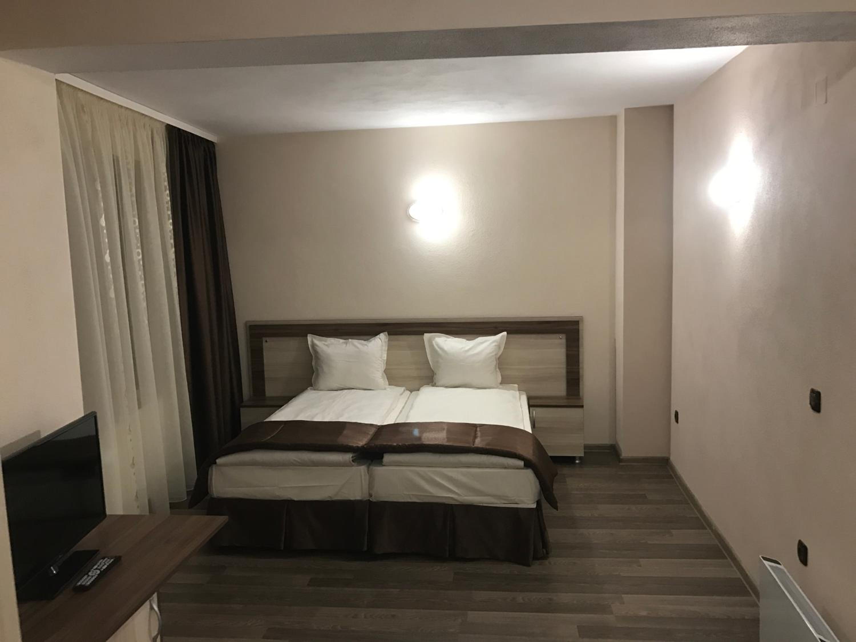 Family Hotel Neliya