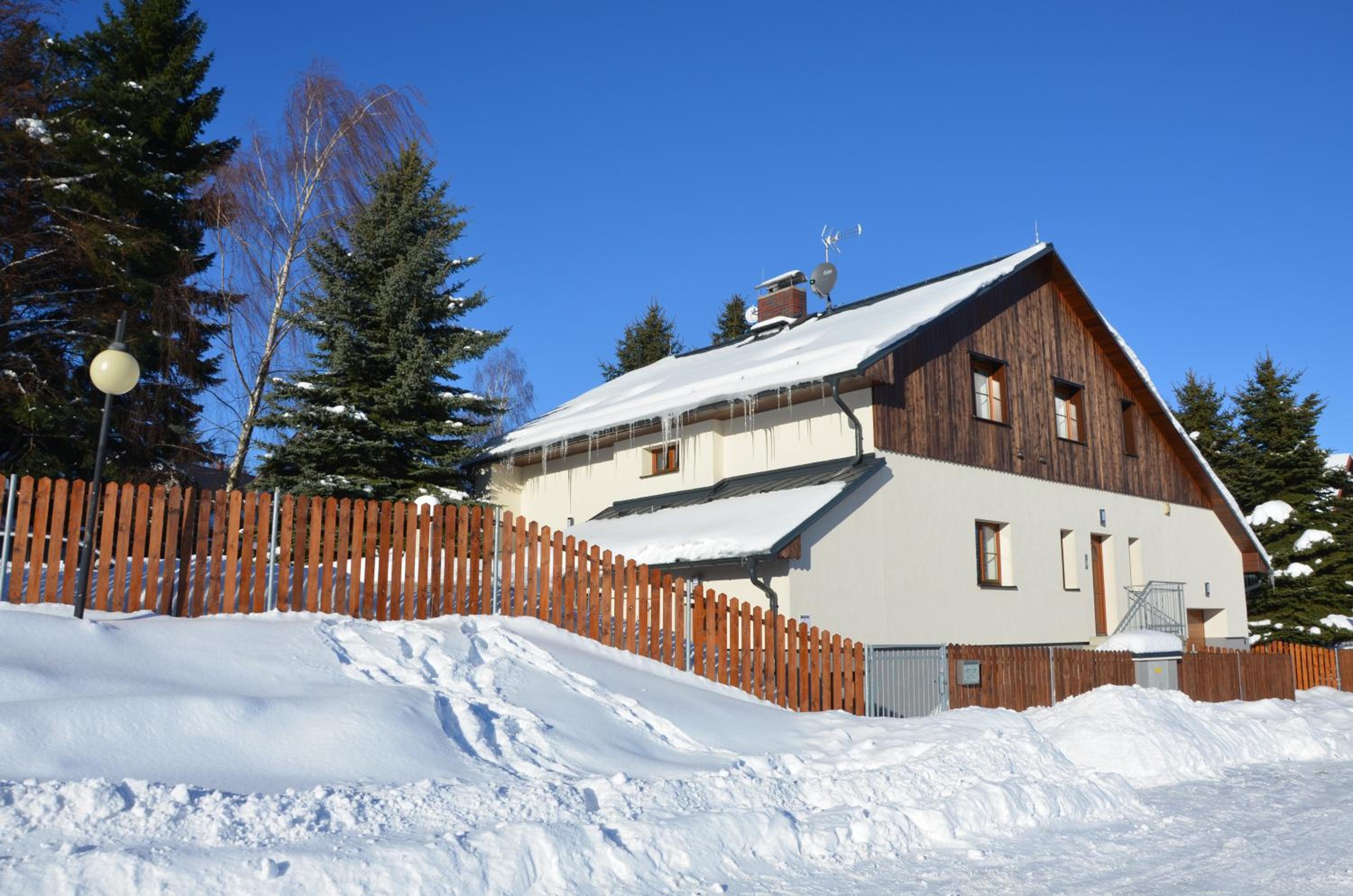 Haus Tolštejn