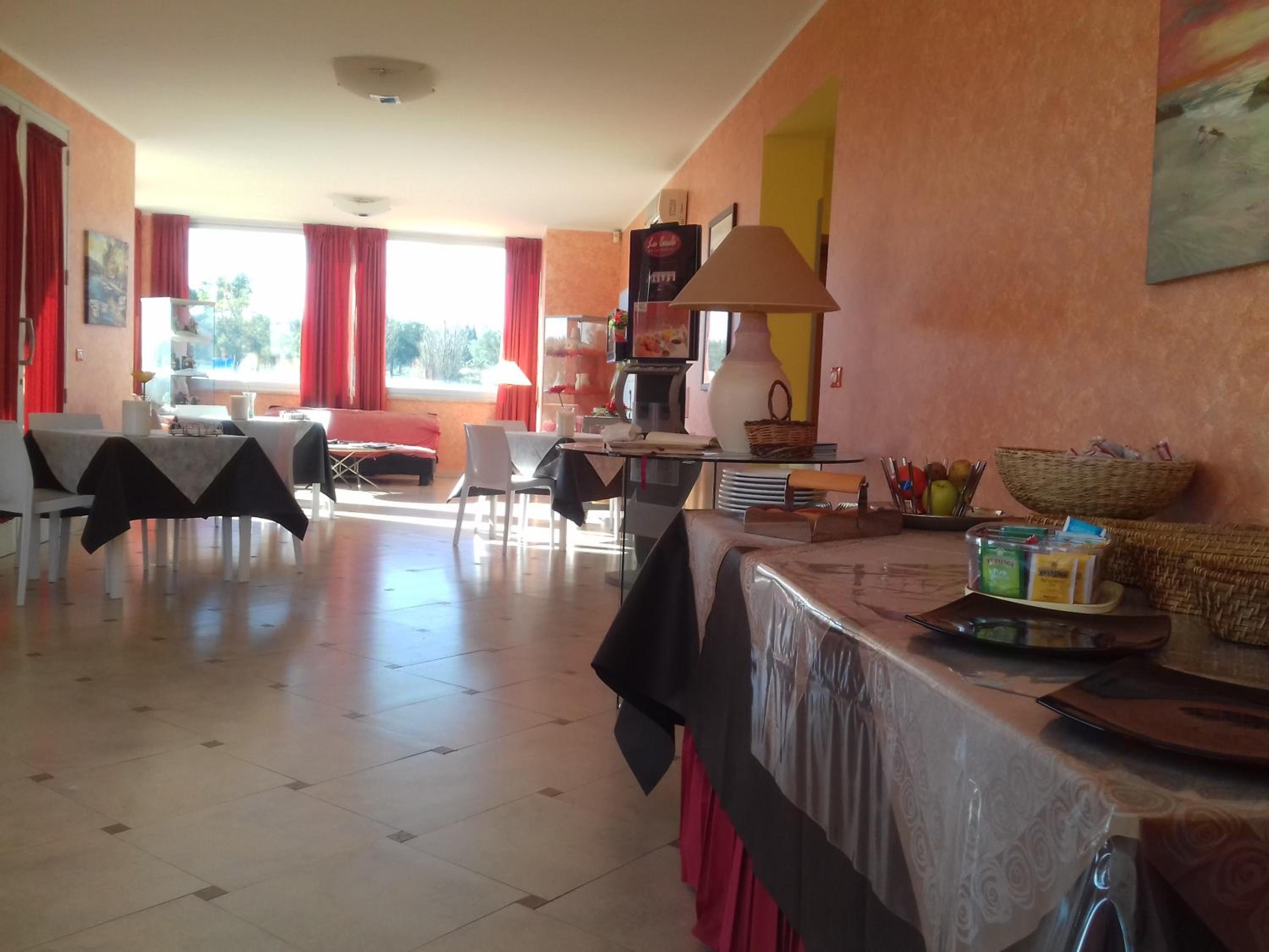 Photo 21