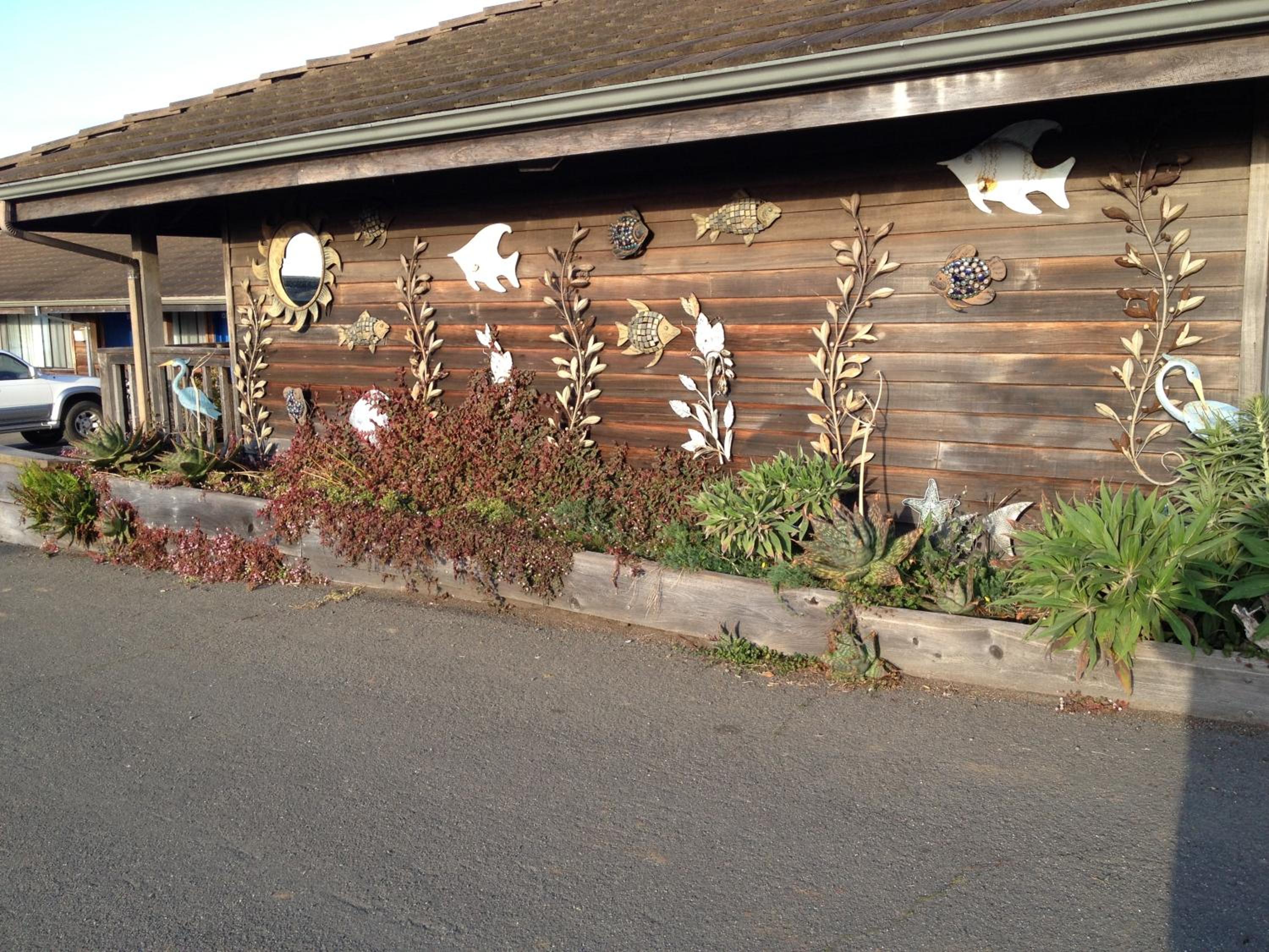 Gualala Surf Inn on the ocean bluff view 2