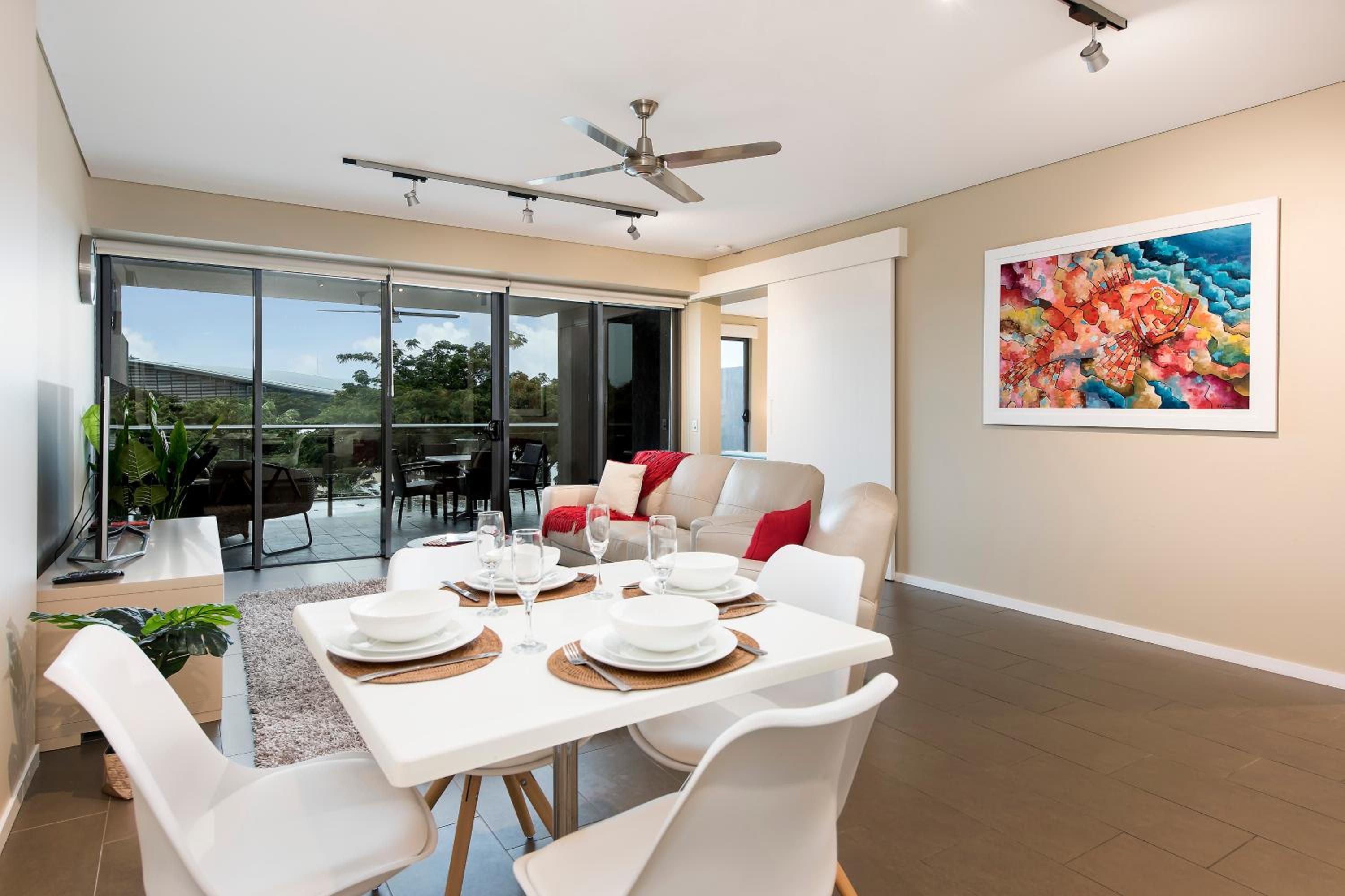 Darwin Waterfront Luxury Suites