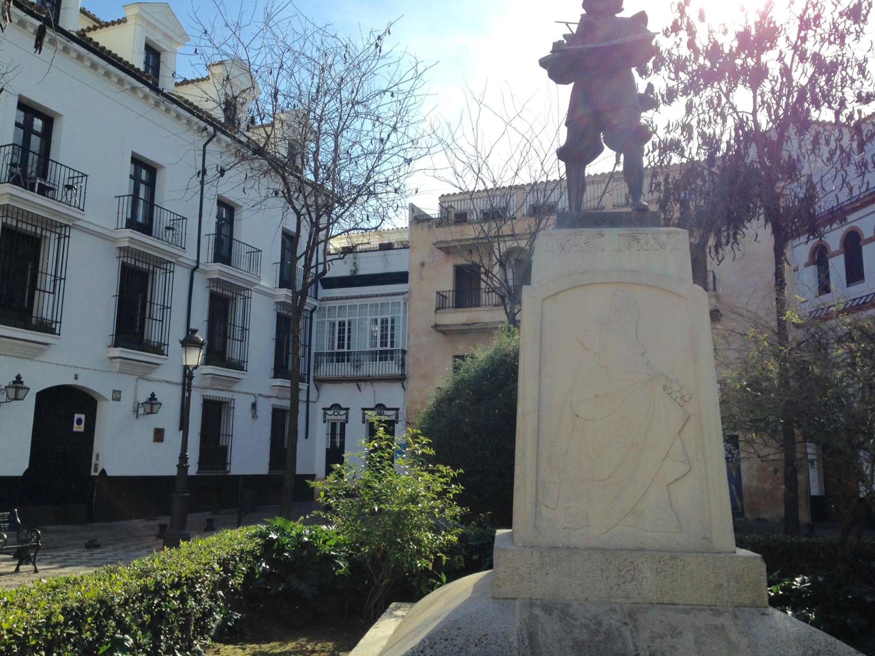 Apartamentos Plaza Pilatos