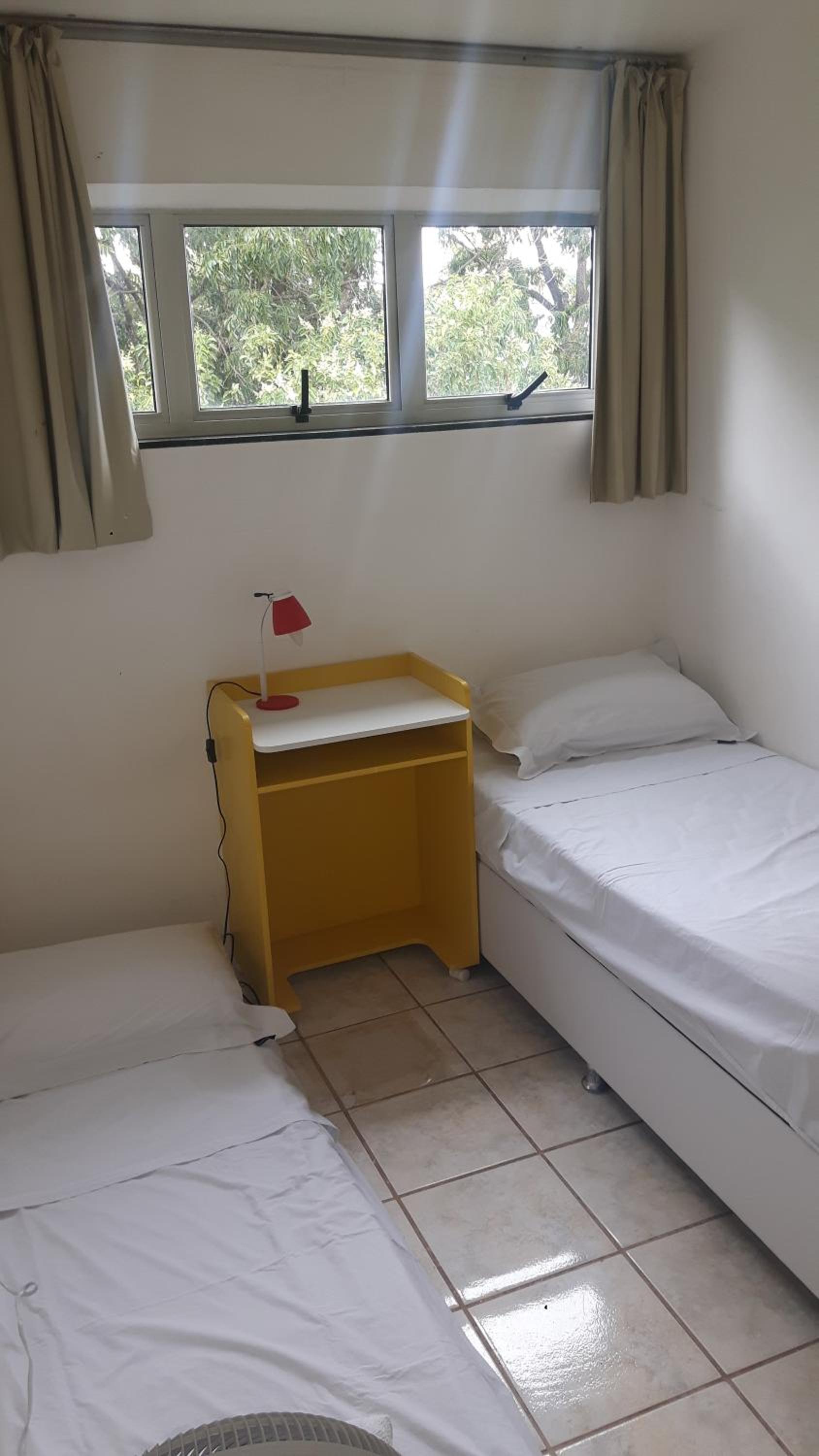 Balkony 407 - Três quartos Perto UNB