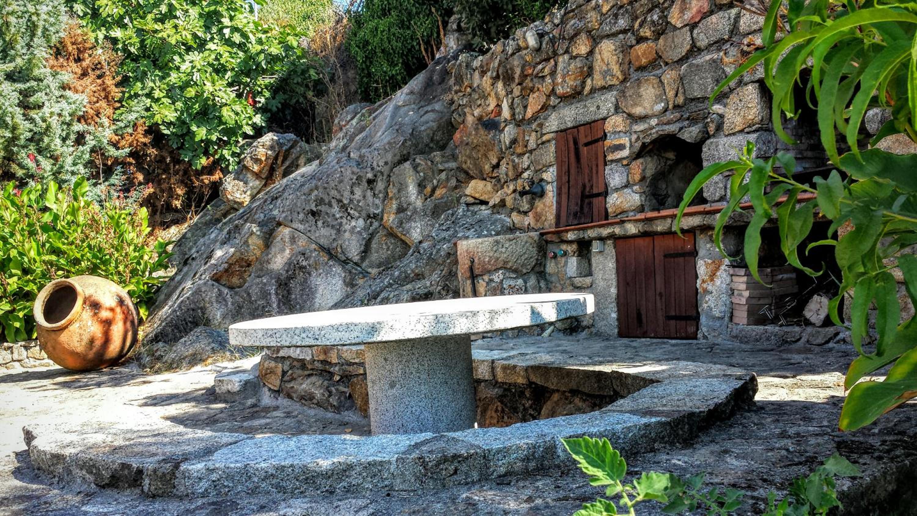Photo 25