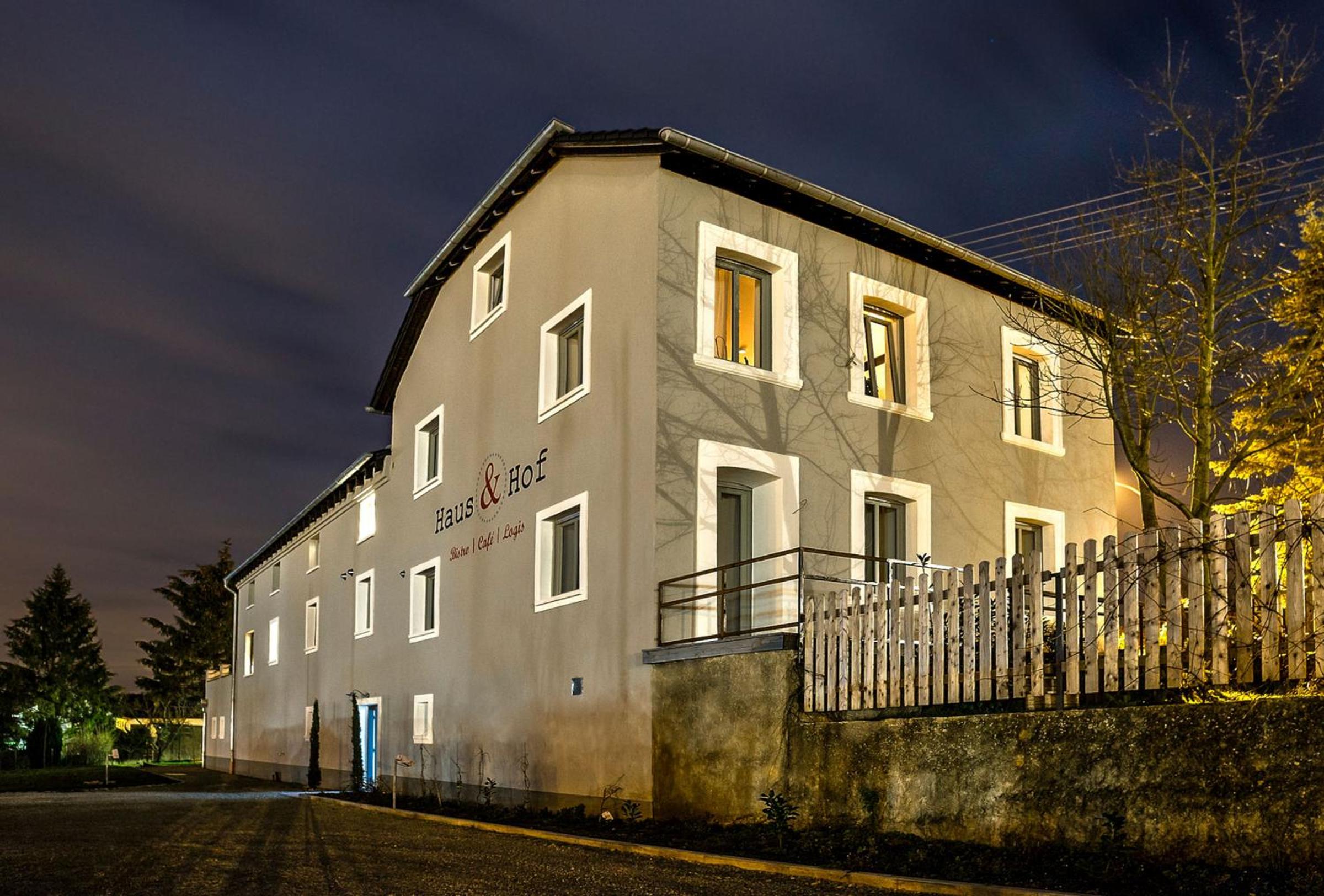 Haus & Hof Guest House