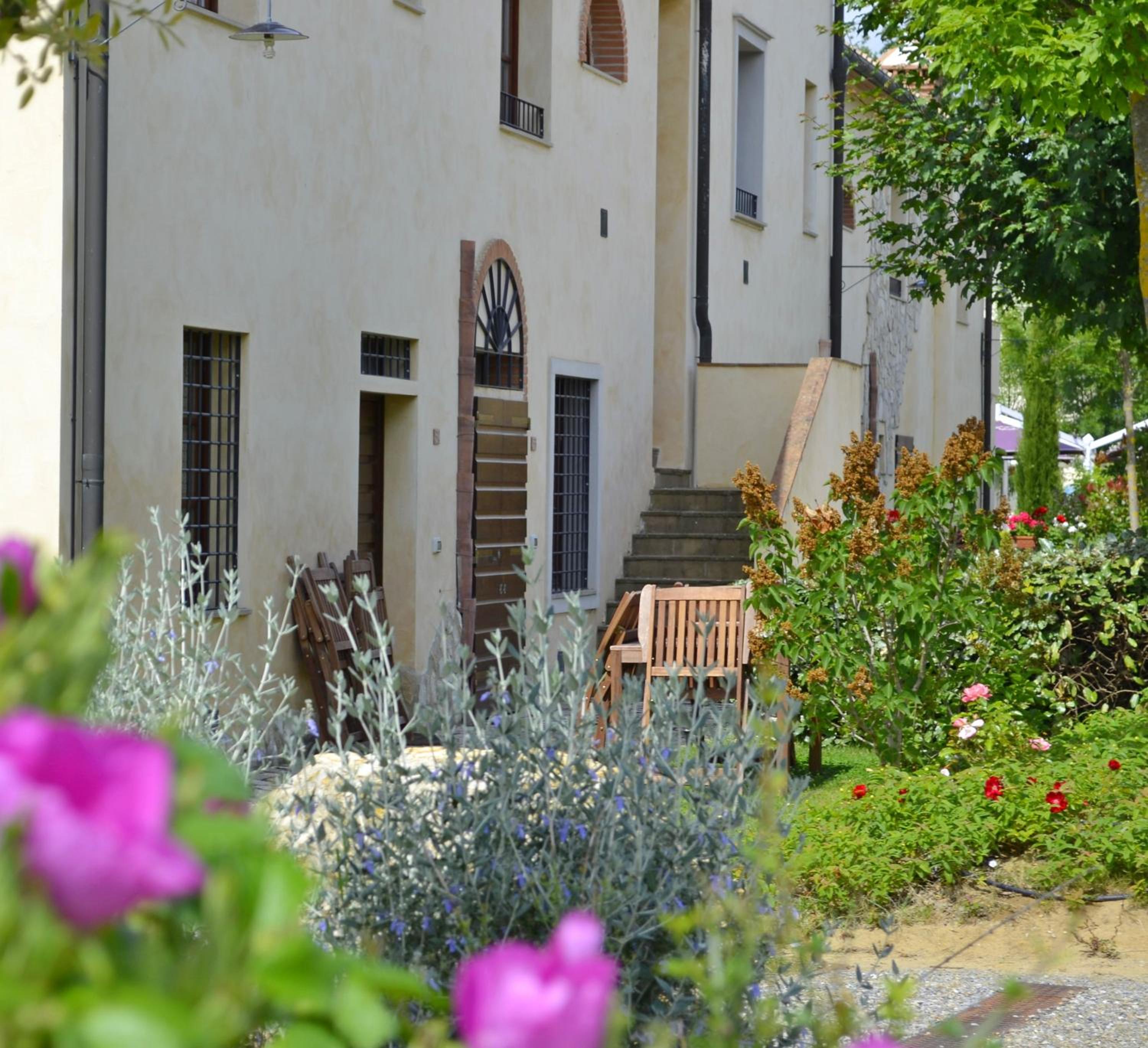 Tuscany Country Apartments