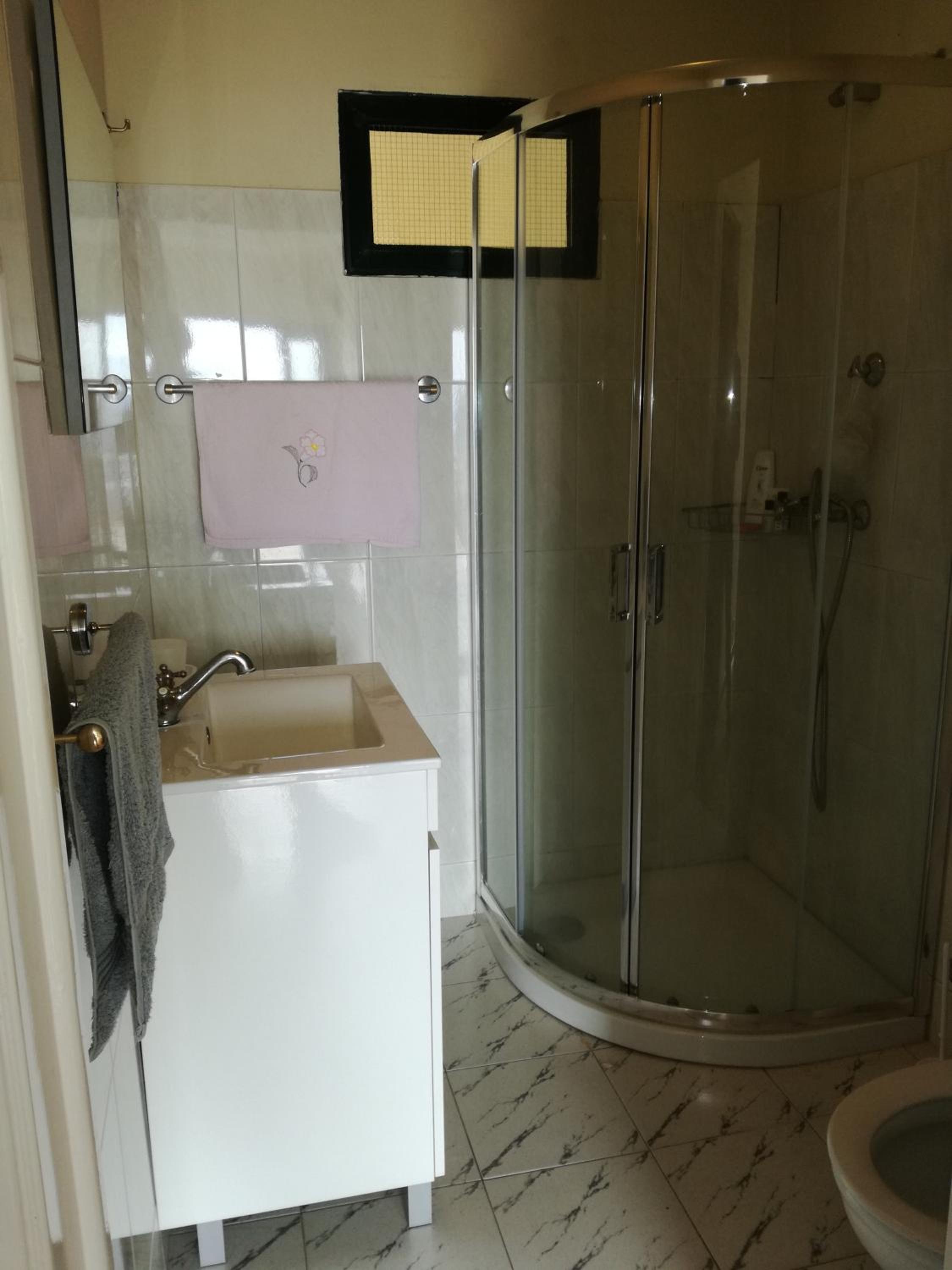 Casa do Pico en Câmara de Lobos — bathroom