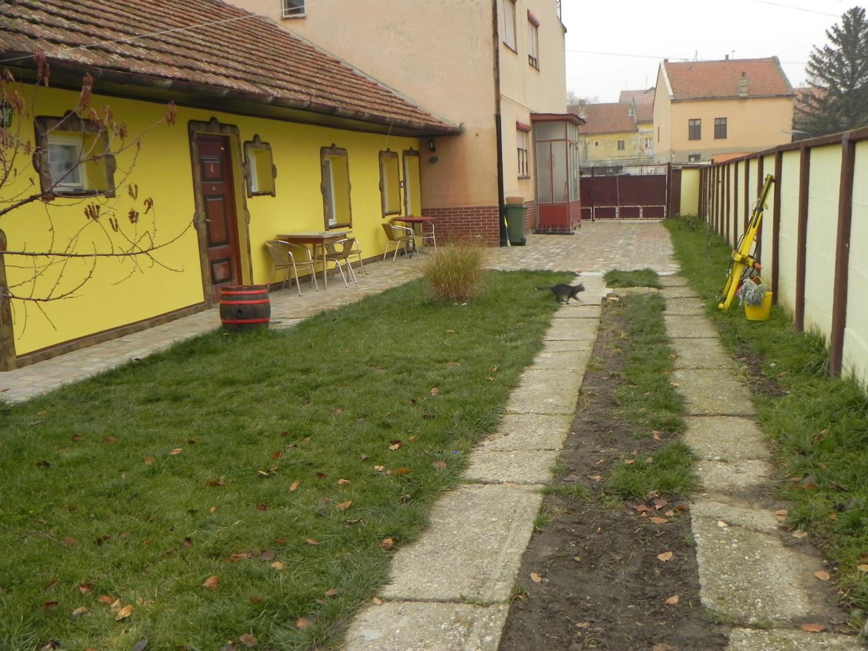 Photo 49