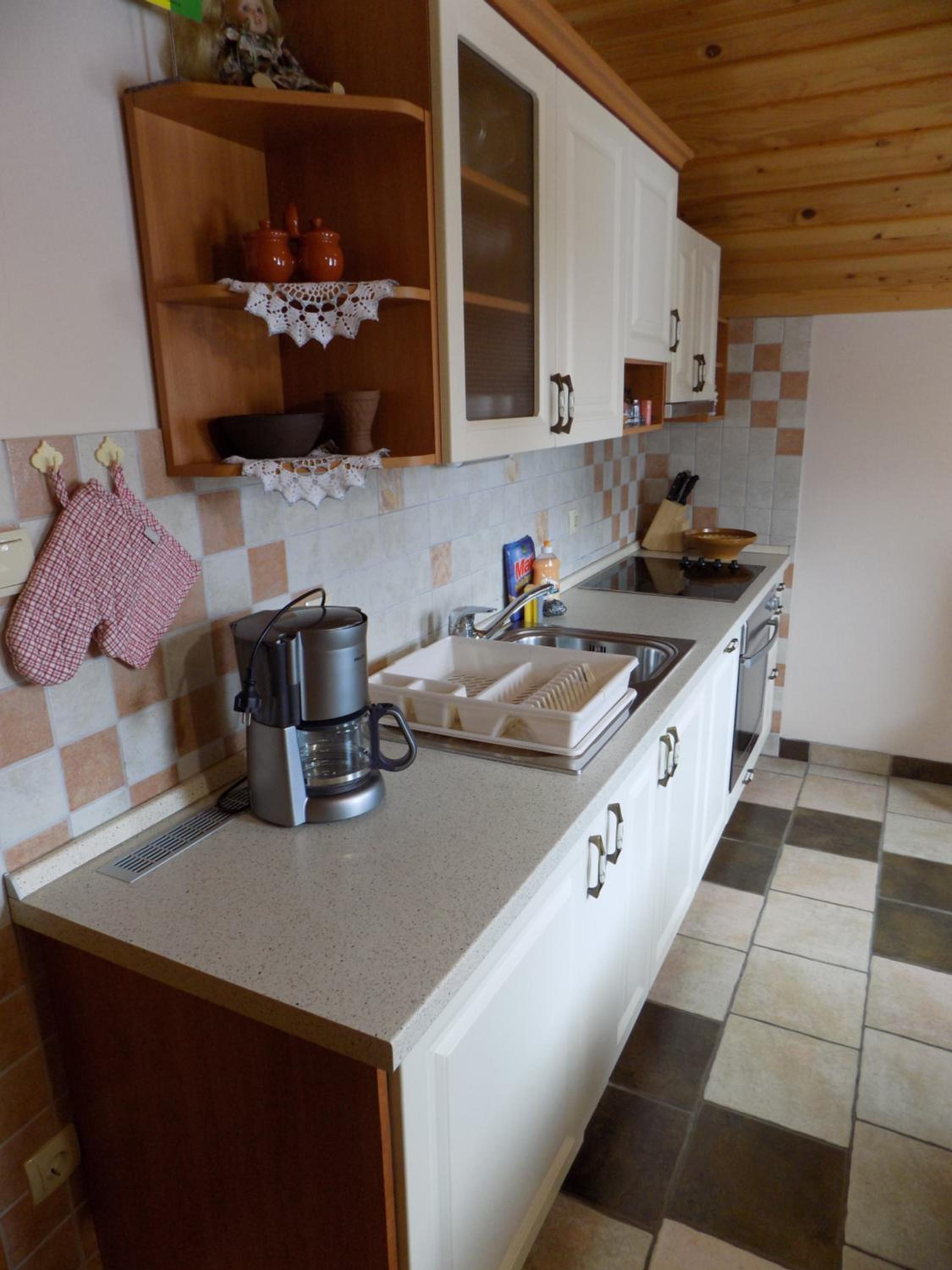 Apartment Zeleni dragulj Pohorje - mir, narava, izhodišče za Roglo view 2