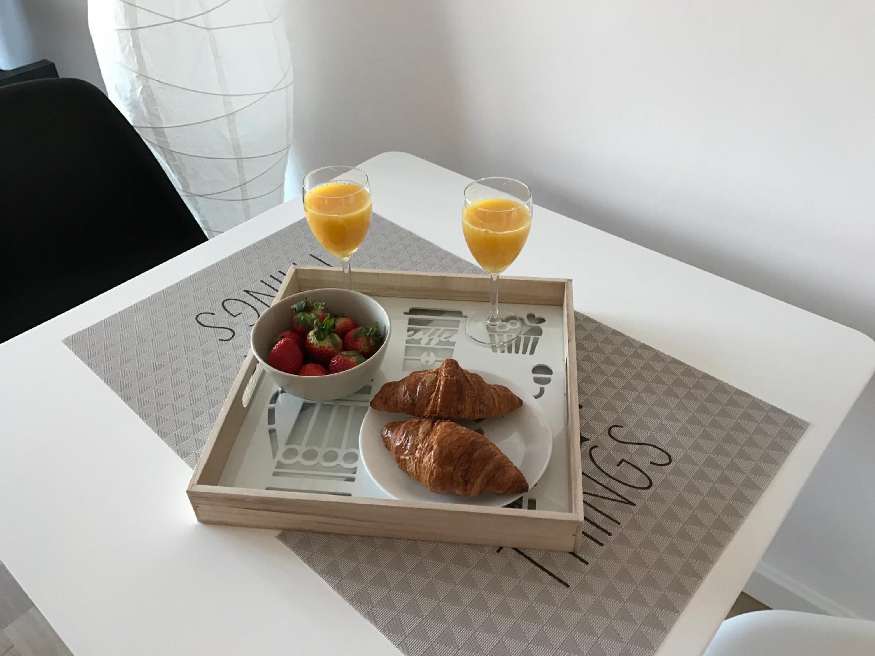 Apartament MetroMarymont view 5