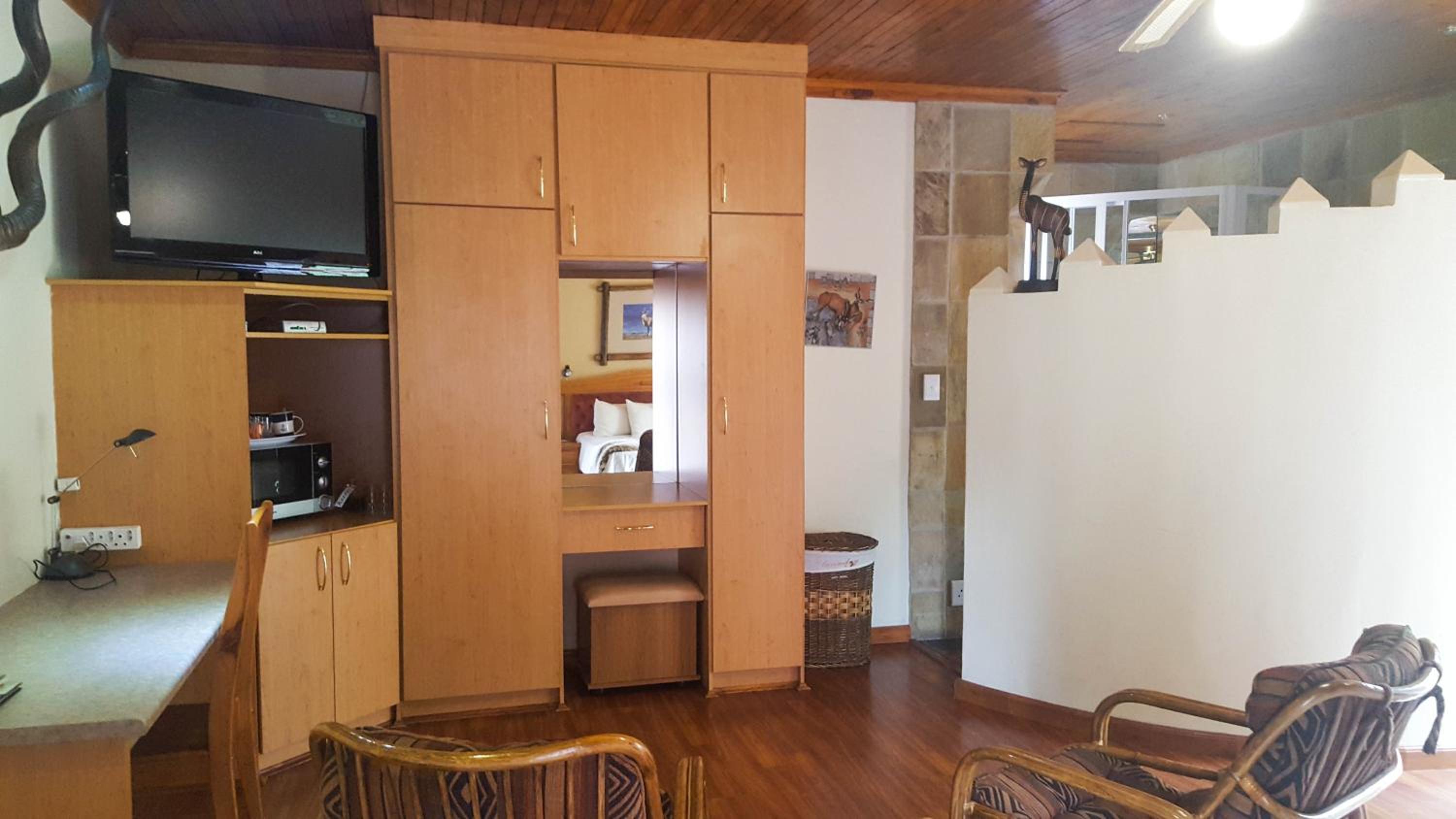 Aark Guest Lodge