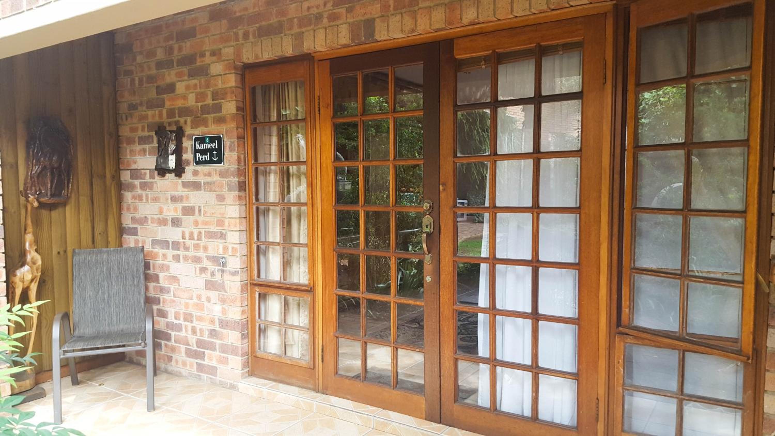Aark Guest Lodge