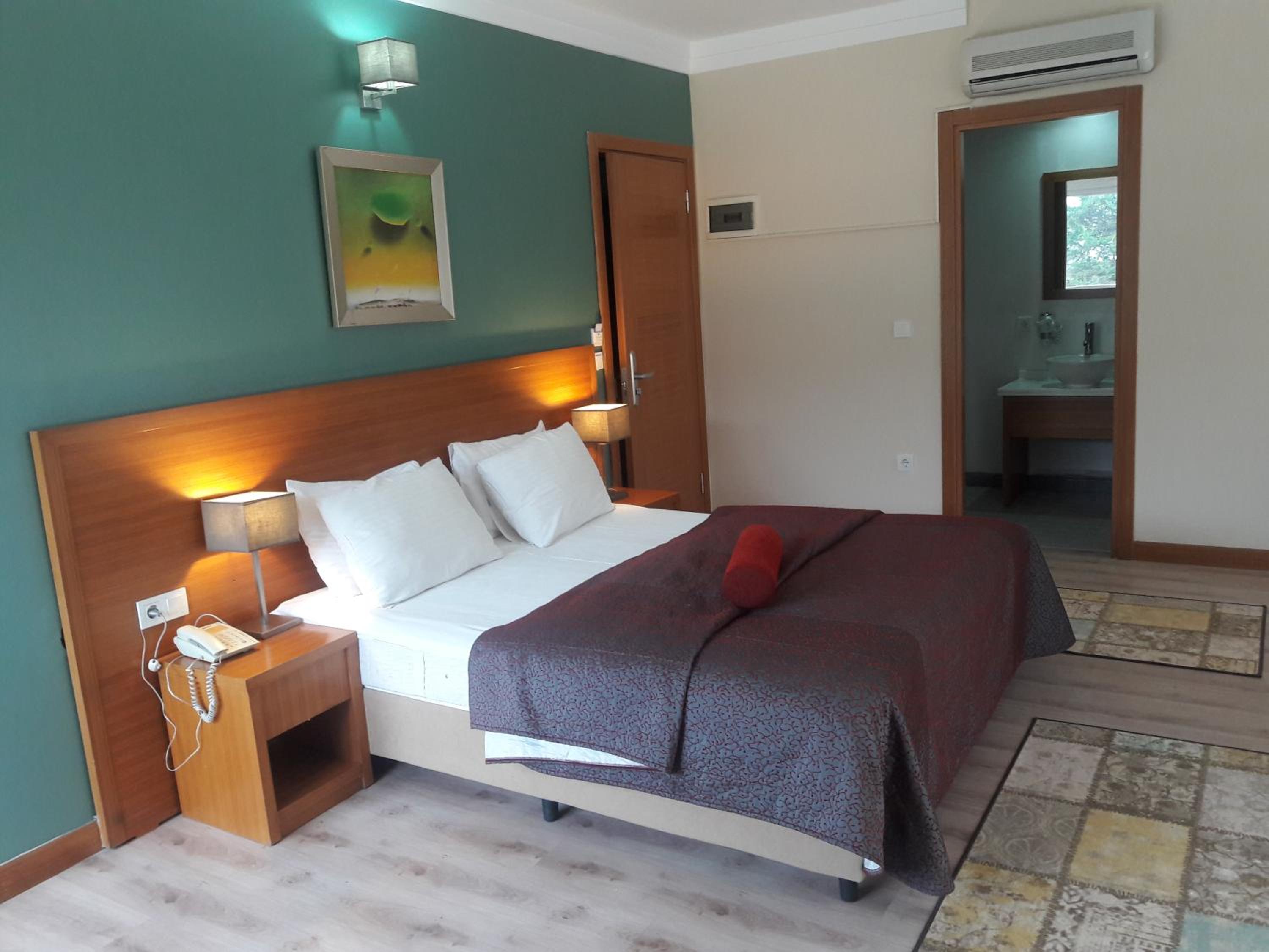 Island Otel - Image 35