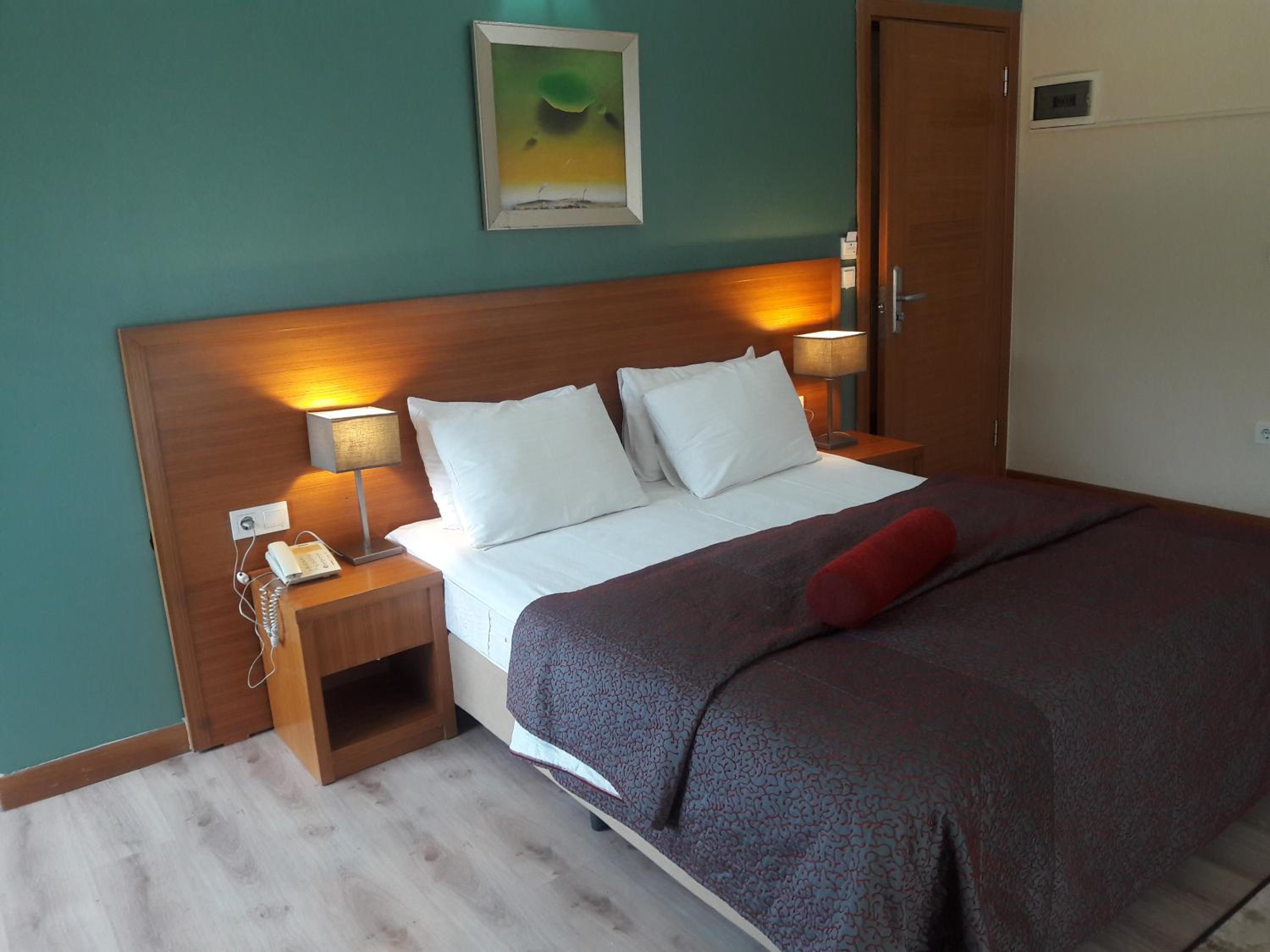 Island Otel - Image 59